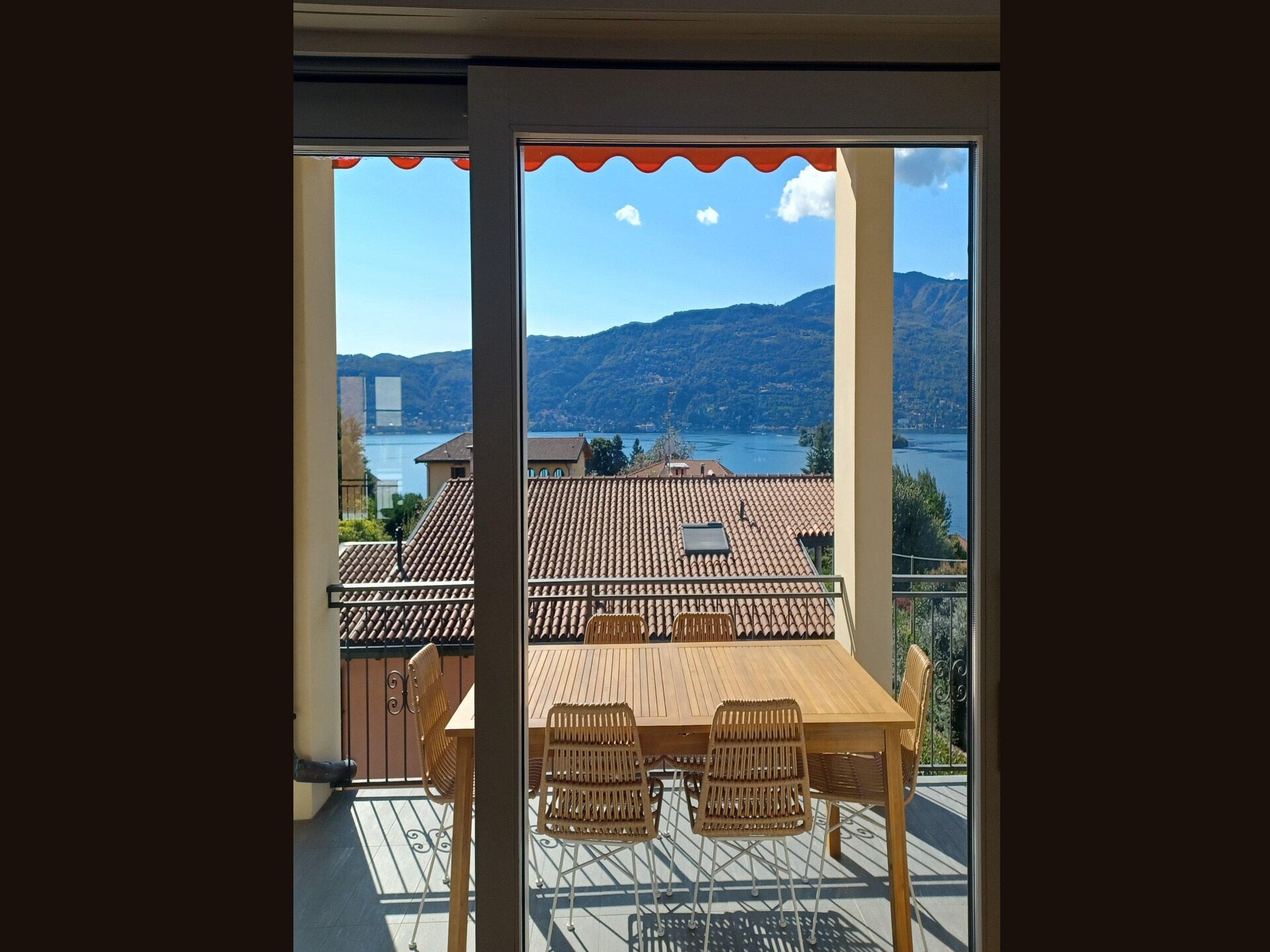 Licht appartement in Pallanza met uitzicht op de Borromeïsche Eilanden - foto 34