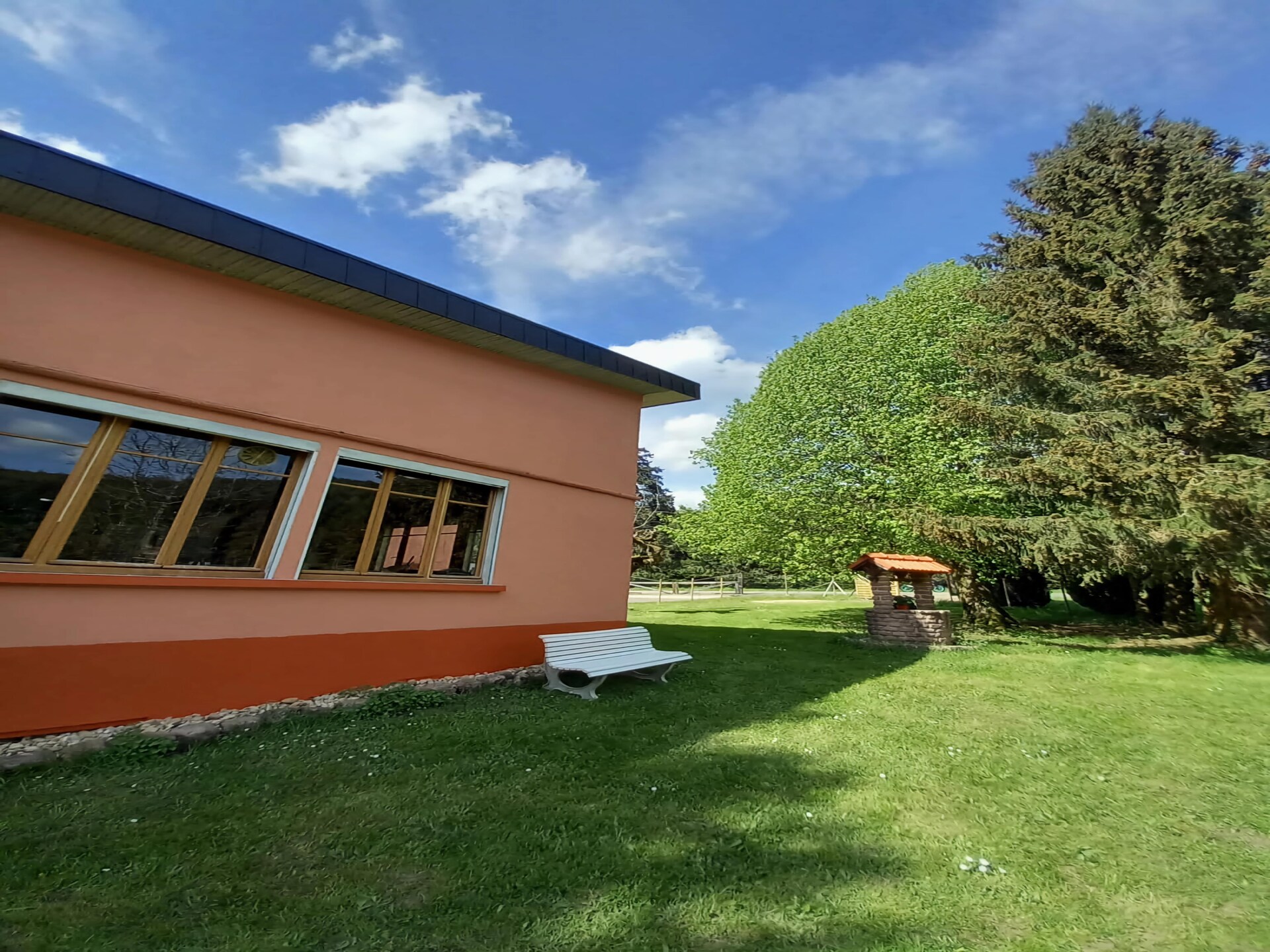 Vrijstaand huis met privébar en beek in Saint-Quirin, Elzas - foto 21