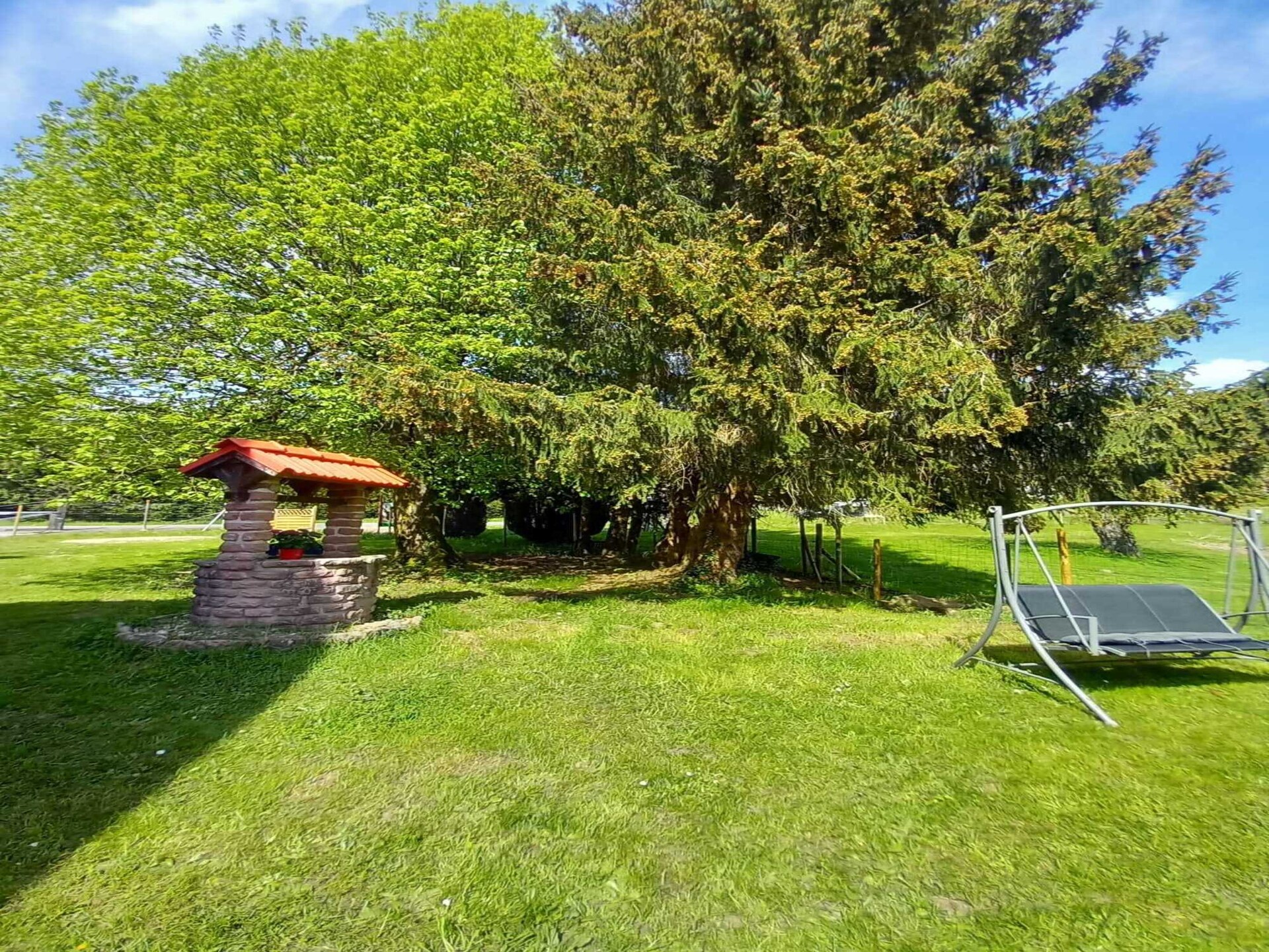 Vrijstaand huis met privébar en beek in Saint-Quirin, Elzas - foto 34