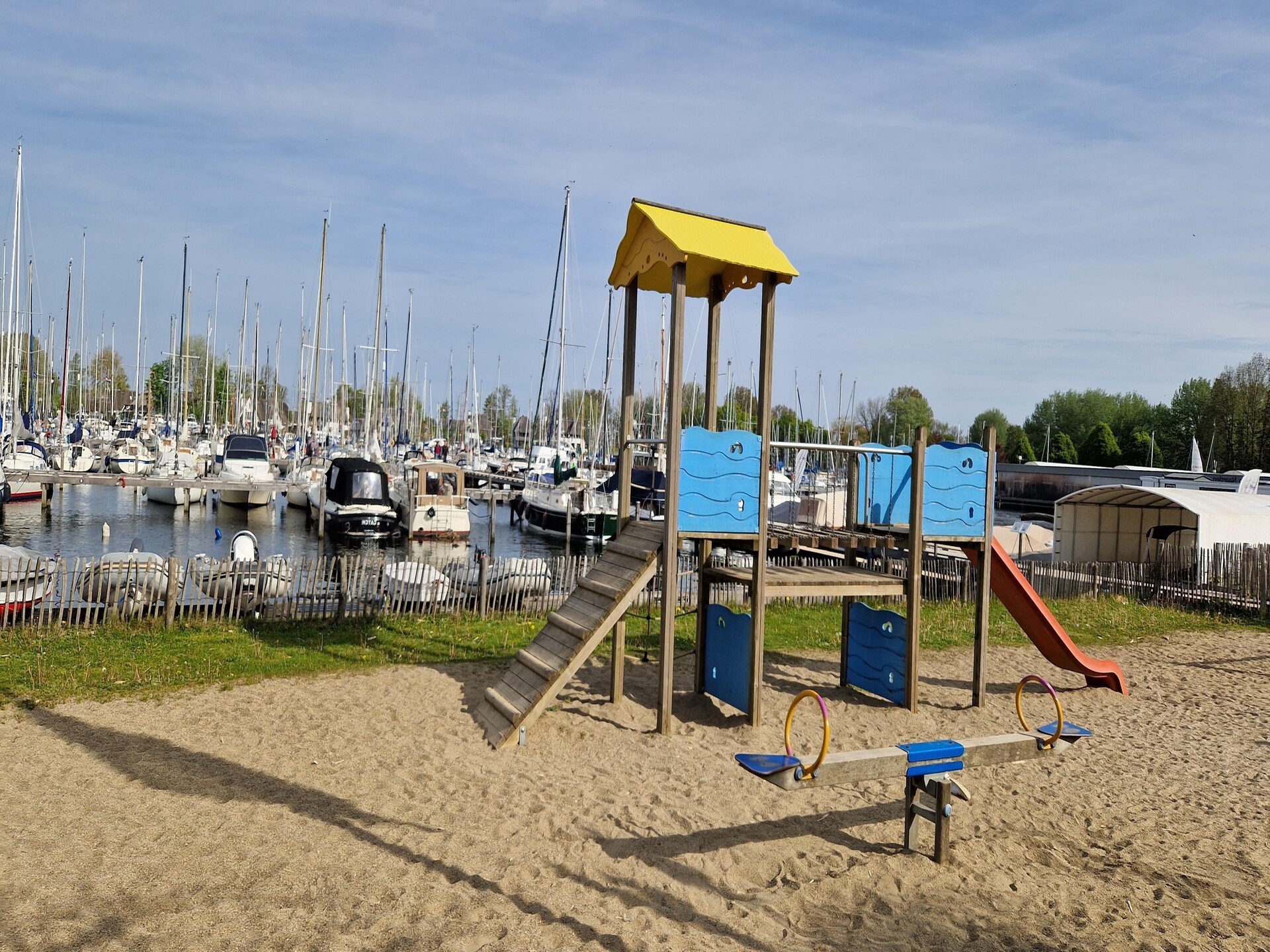 Havenlodges Naarden 1: Charmant verblijf op het water in schilderachtige jachthaven - foto 22