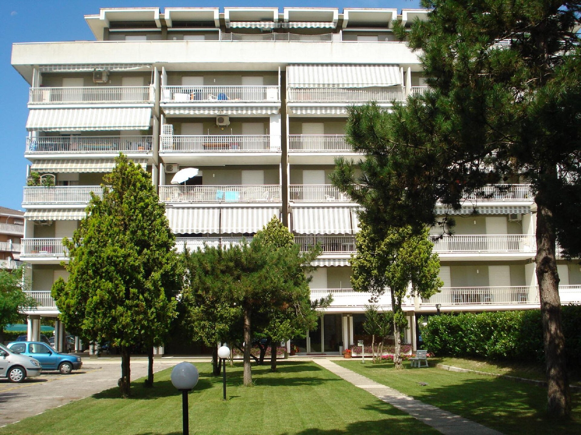 Zonnig appartement op 250m van strand met zwembad en terras in Porto Santa Margherita - foto 10