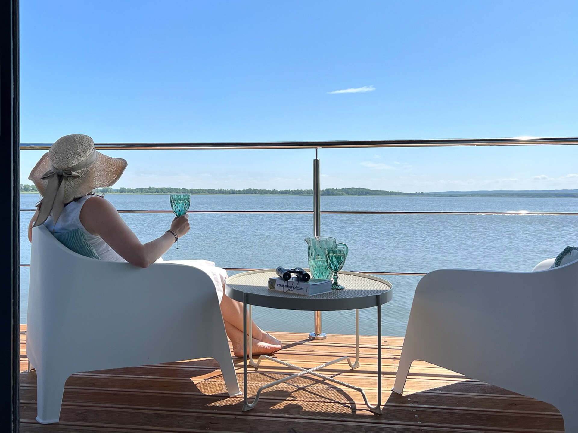 Op 300 m van zee: Unieke woonboot voor 5 personen in Łazy - foto 23