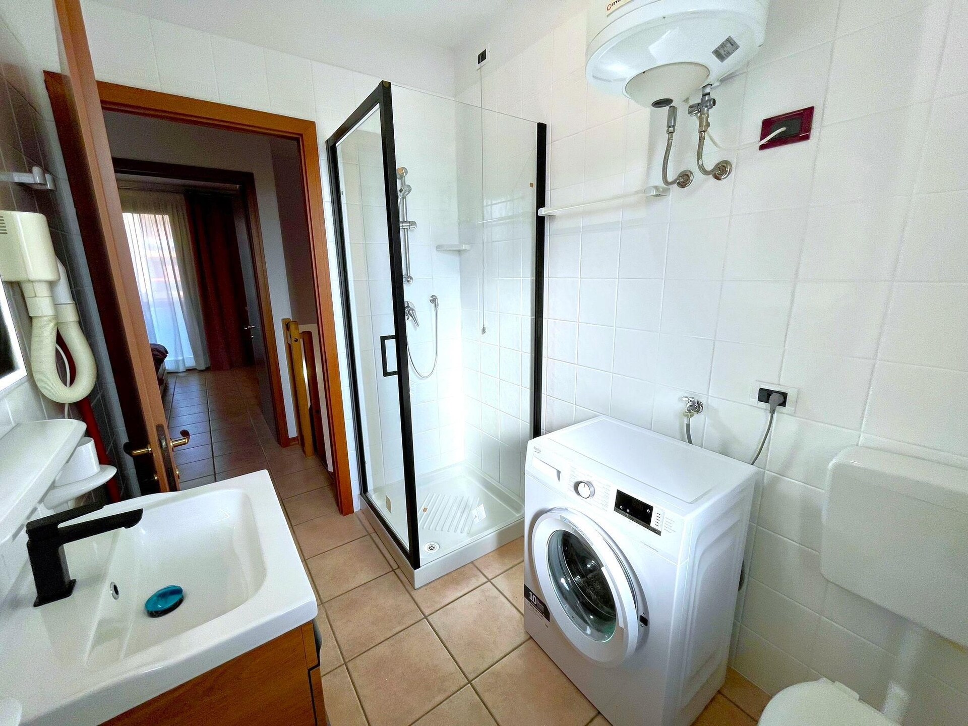 Zonnig appartement met zwembad in Caorle, vlakbij zee en strand - foto 13