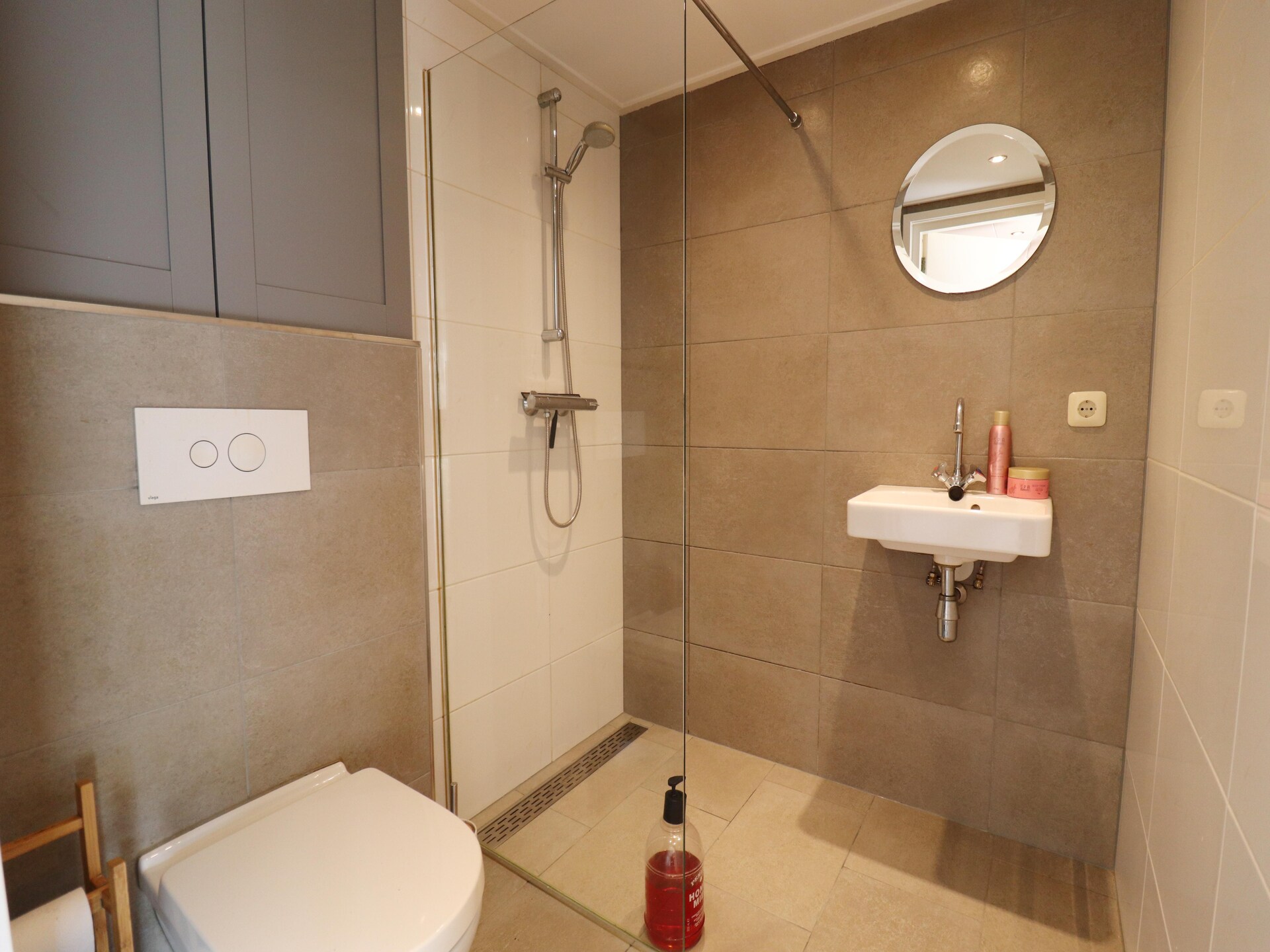 Modern vakantiehuis met sauna en zwembad in watersportdorp Grou - foto 32
