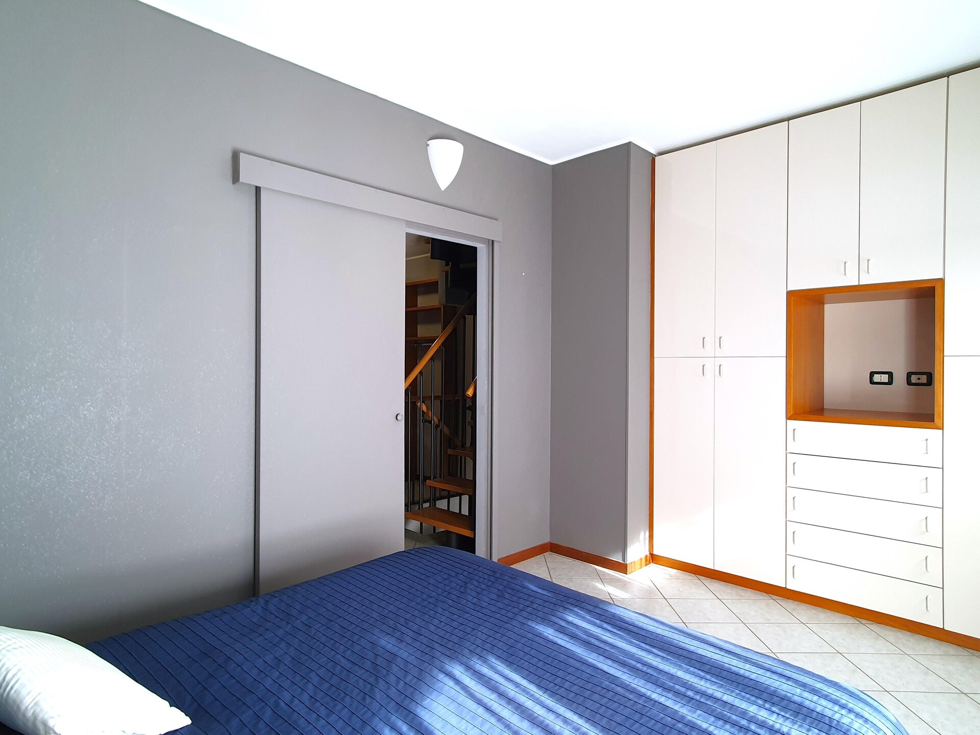 Ruim vakantiehuis voor 6 in Montegrino Valtravaglia met zwembad - foto 23