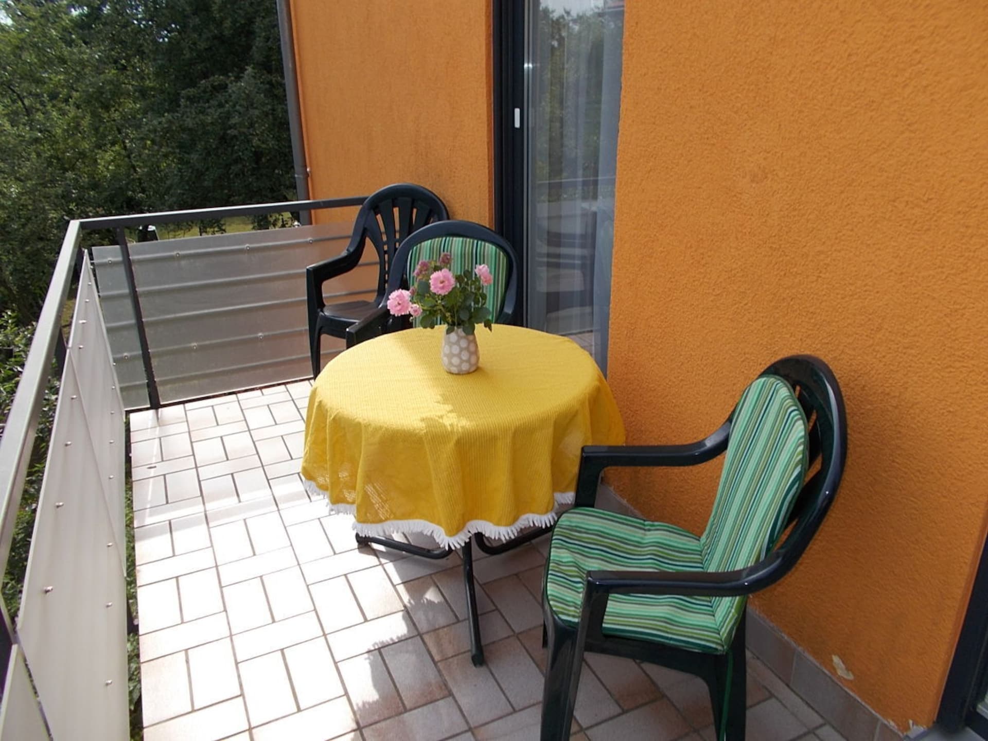 Modern appartement met balkon op 300m van centrum Dresden - foto 3