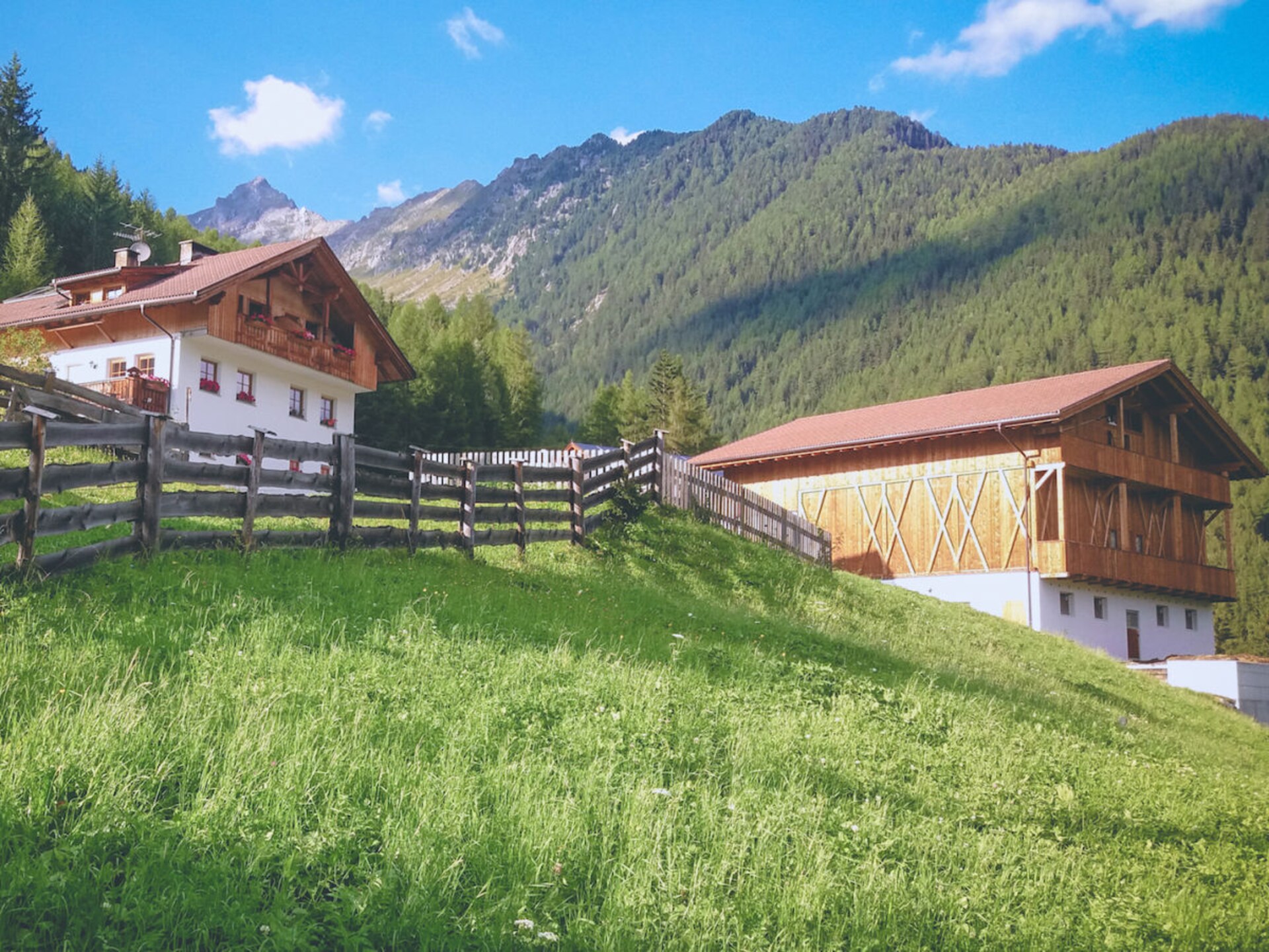 Kindervriendelijk vakantiehuis met speeltuin en uitzicht in Ahrntal - foto 1