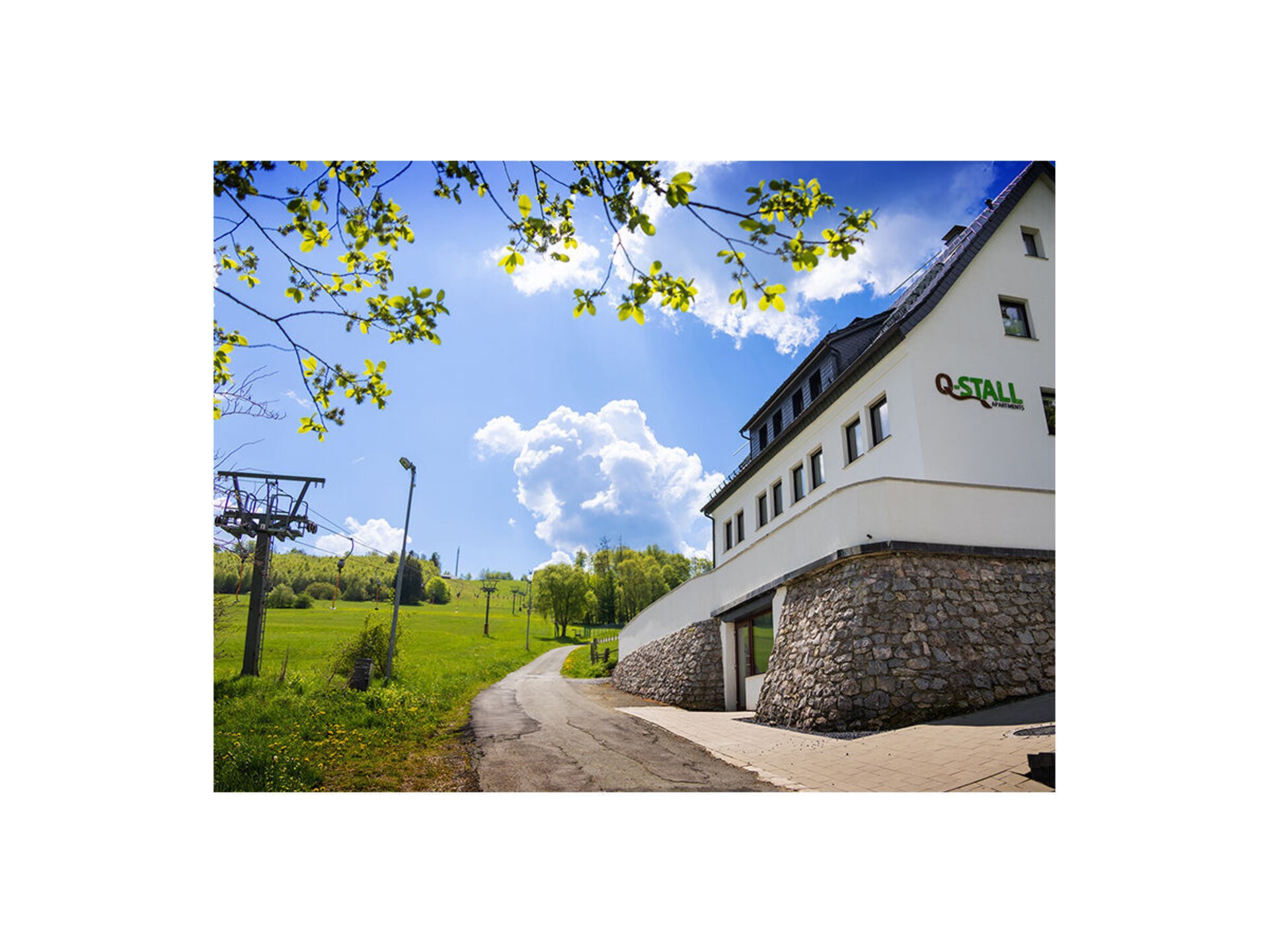 Stijlvol appartement aan de voet van de Briloner berg, vlakbij de skipiste - foto 1