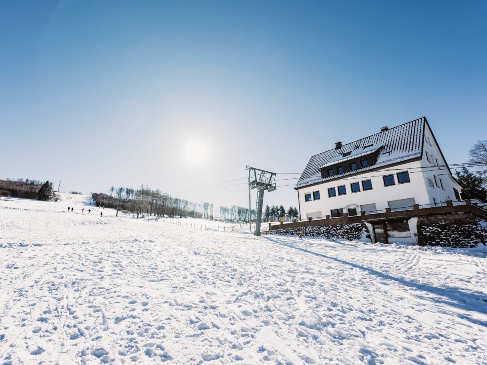 Stijlvol appartement aan de voet van de Briloner berg, vlakbij de skipiste - foto 3