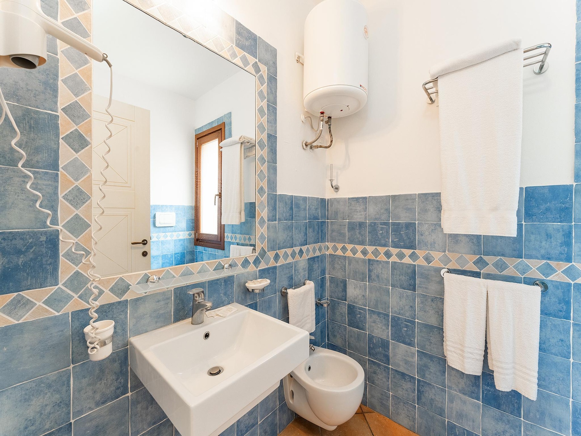 Vakantiehuis op 800 m van het strand in Vignola Mare - foto 16
