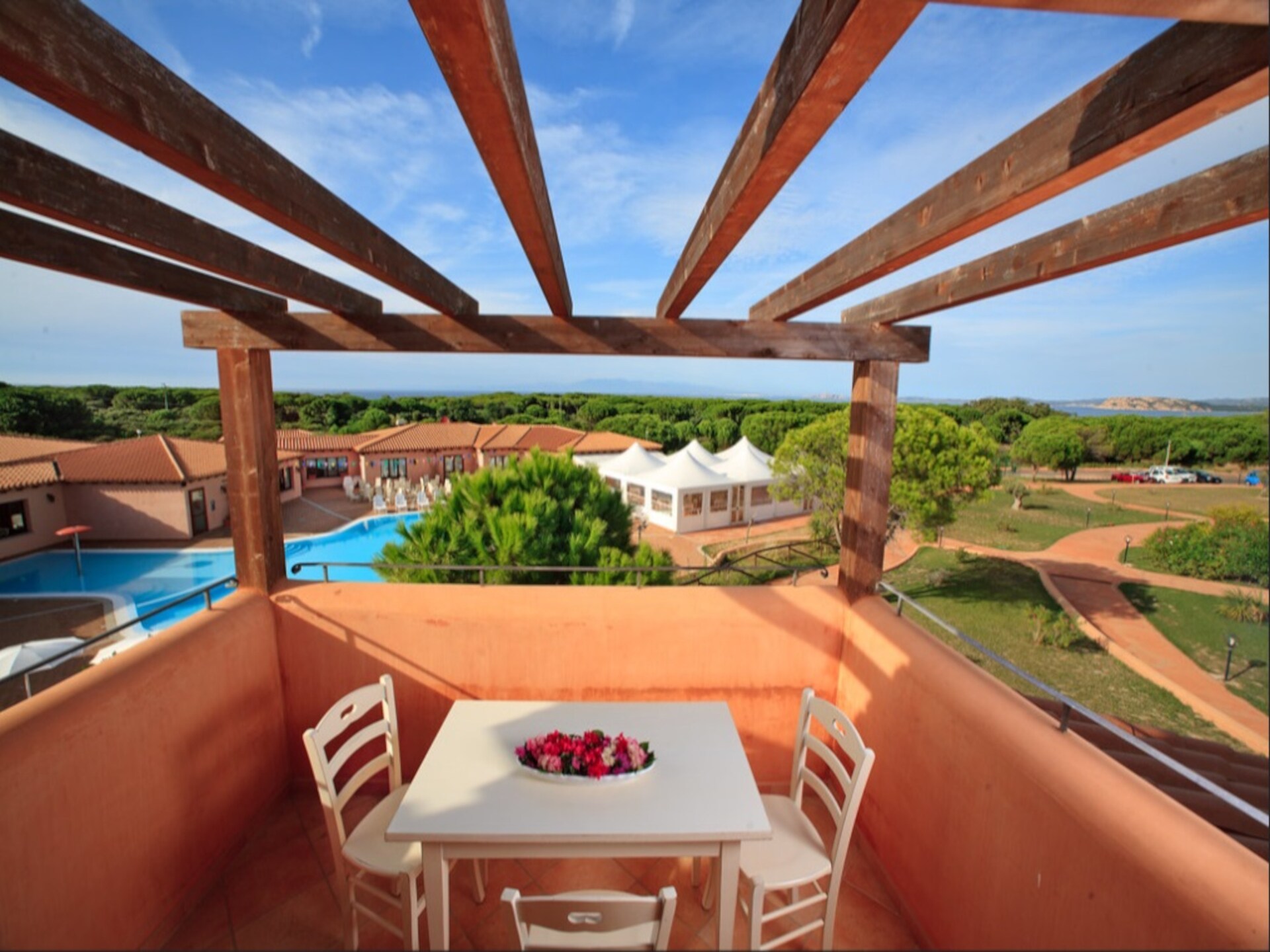 Vrijstaand vakantiehuis voor 4 bij strand Vignola Mare, Sardinië - foto 3
