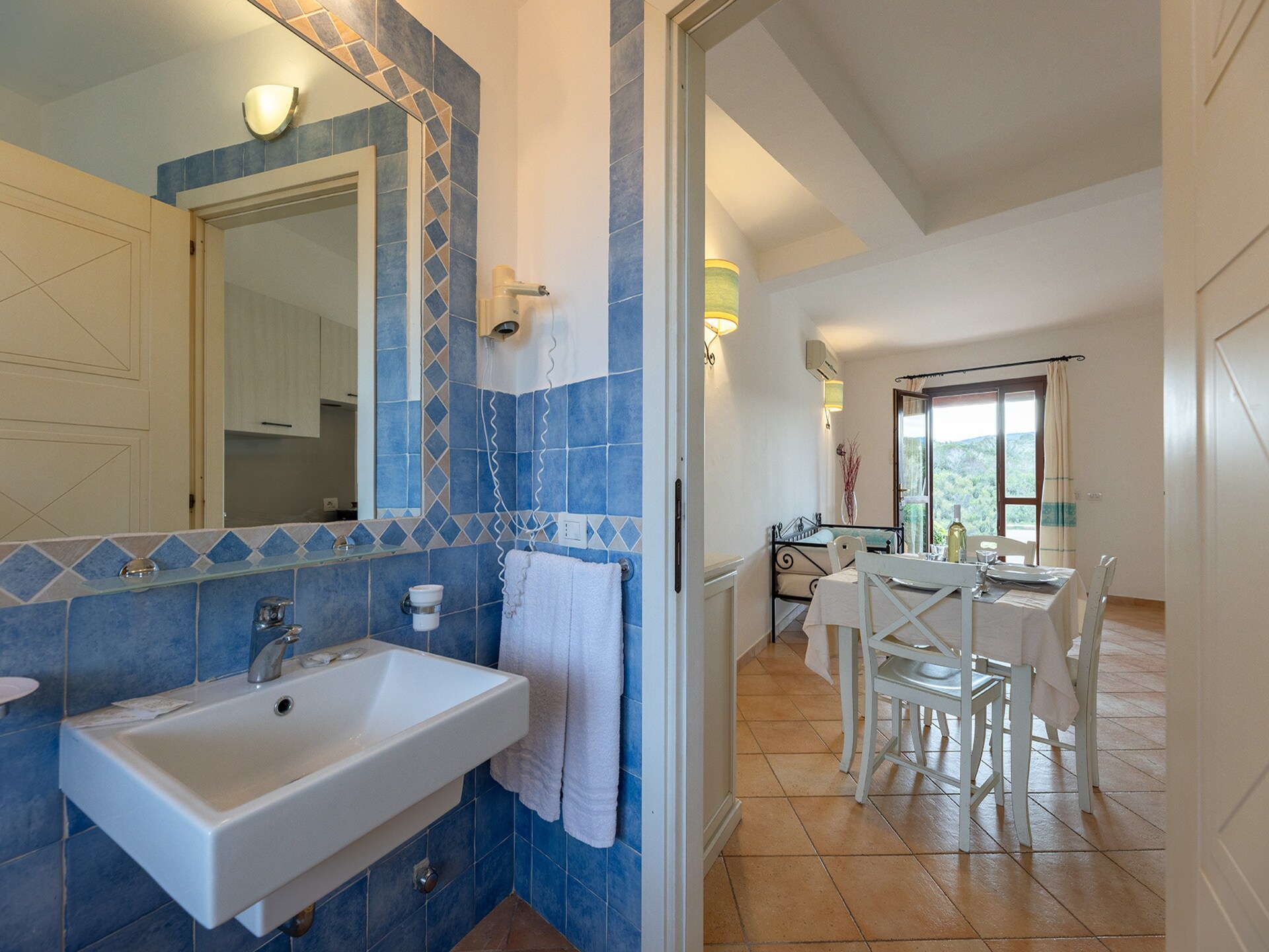 Vrijstaand vakantiehuis voor 4 bij strand Vignola Mare, Sardinië - foto 23