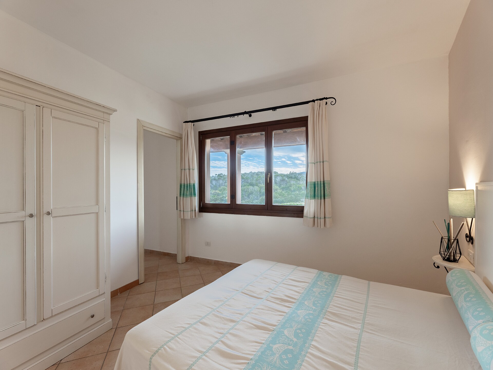 Vrijstaand vakantiehuis voor 4 bij strand Vignola Mare, Sardinië - foto 21