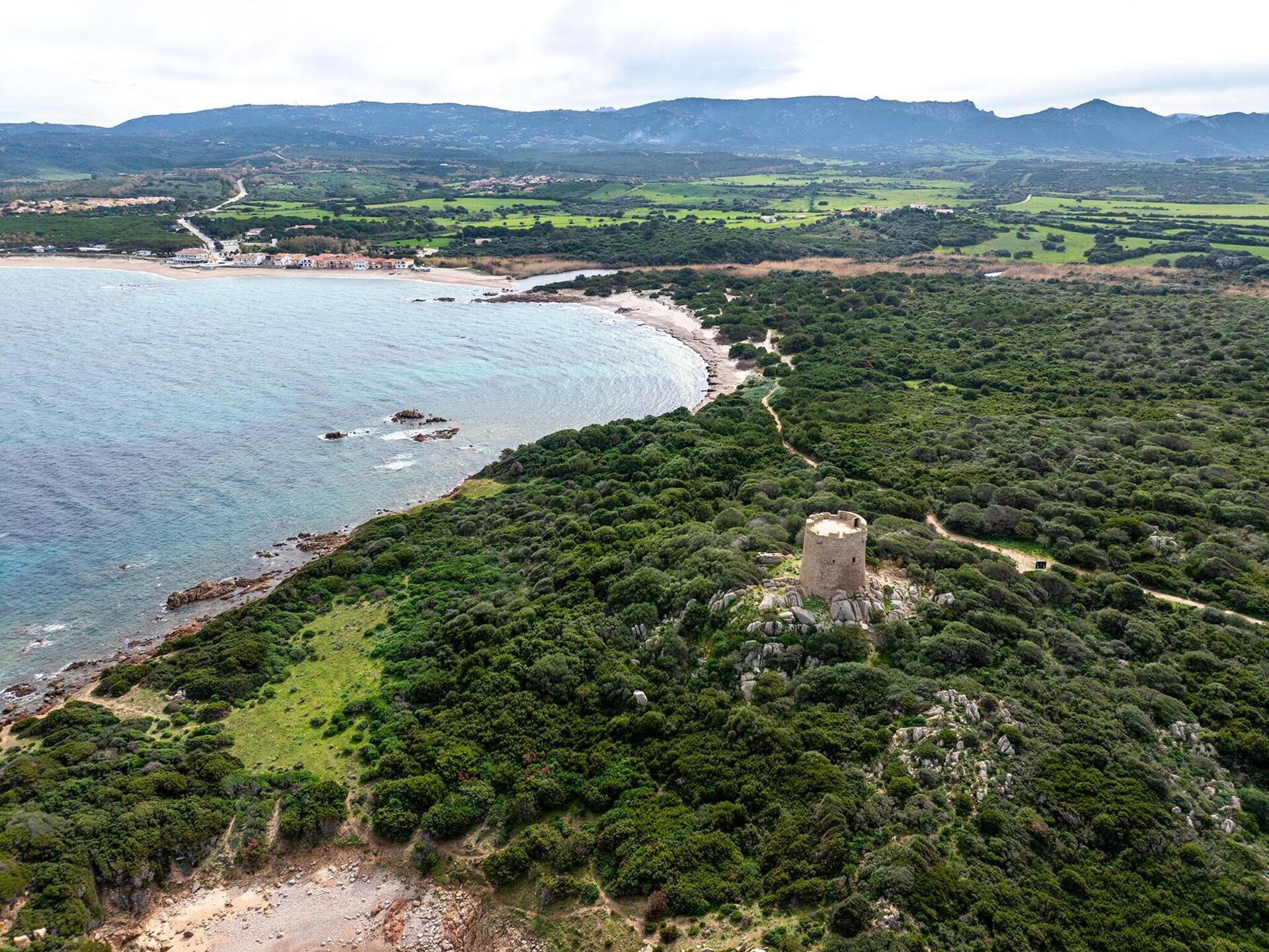 Vrijstaand vakantiehuis voor 4 bij strand Vignola Mare, Sardinië - foto 39
