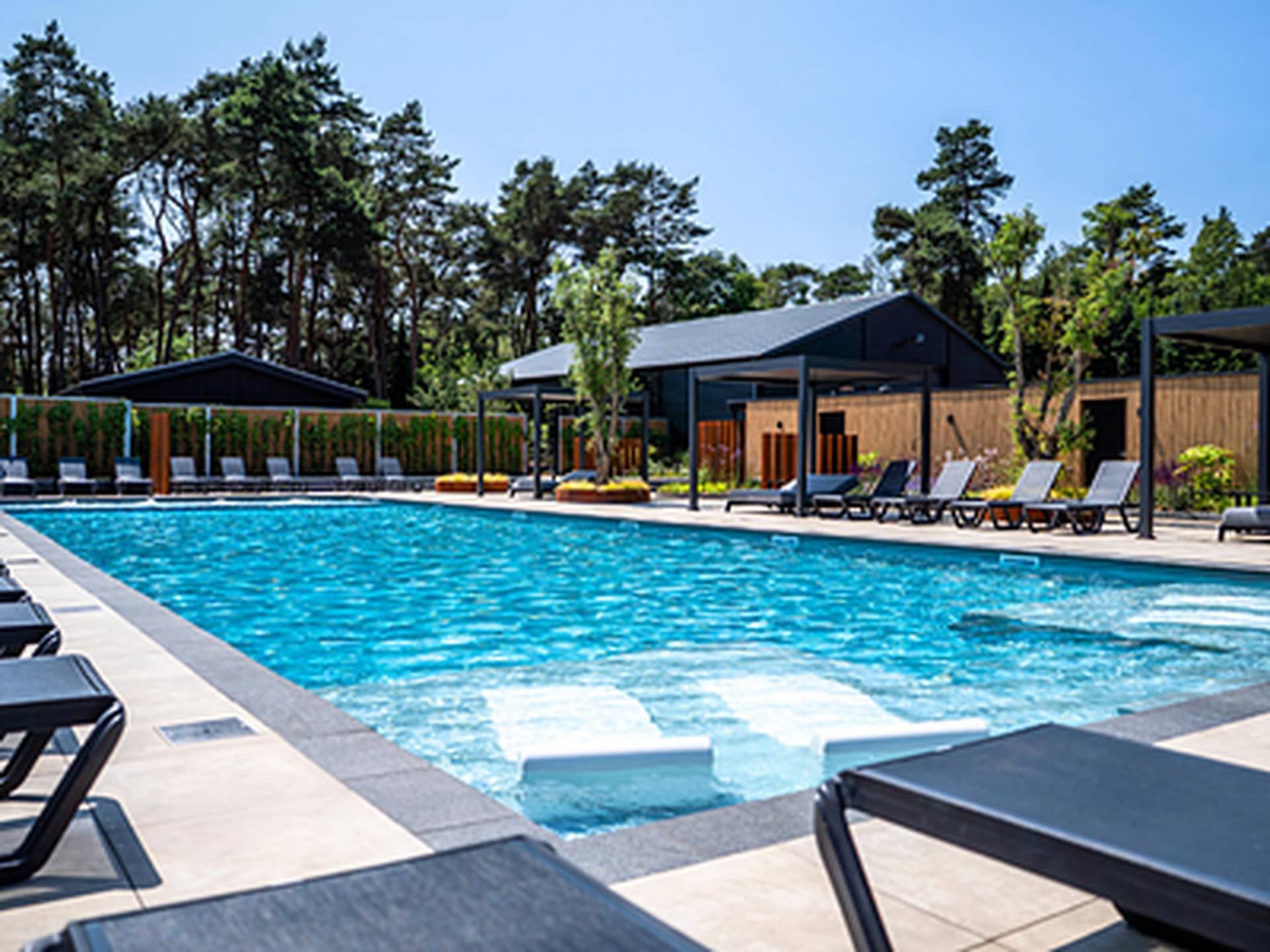 Modern chalet aan parkvijver in Veldhoven, 4 pers., 2 slaapkamers - foto 15
