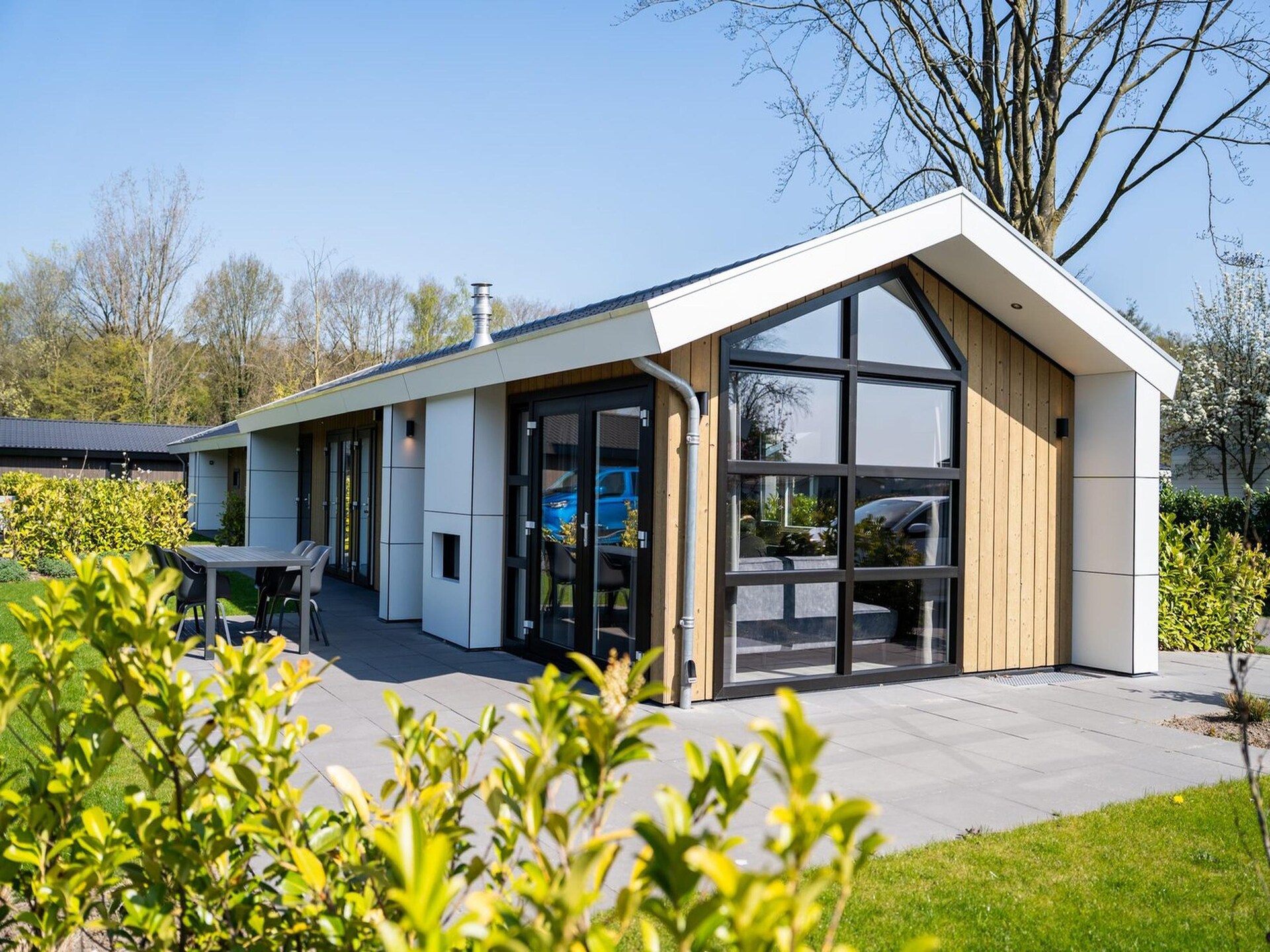 Modern chalet aan parkvijver in Veldhoven, 4 pers., 2 slaapkamers - foto 13