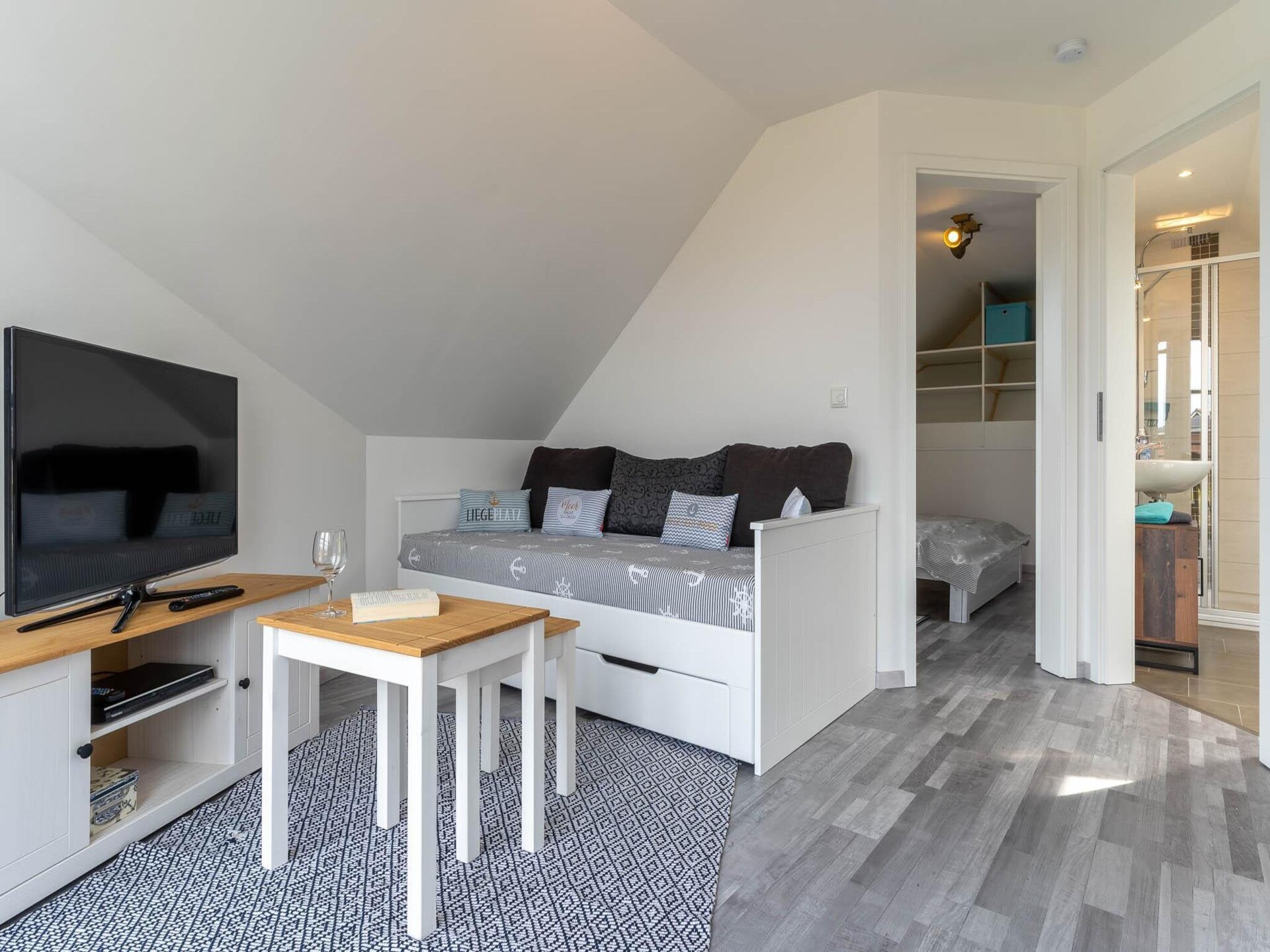 Zongericht appartement met omheinde tuin bij golf en strand - foto 2