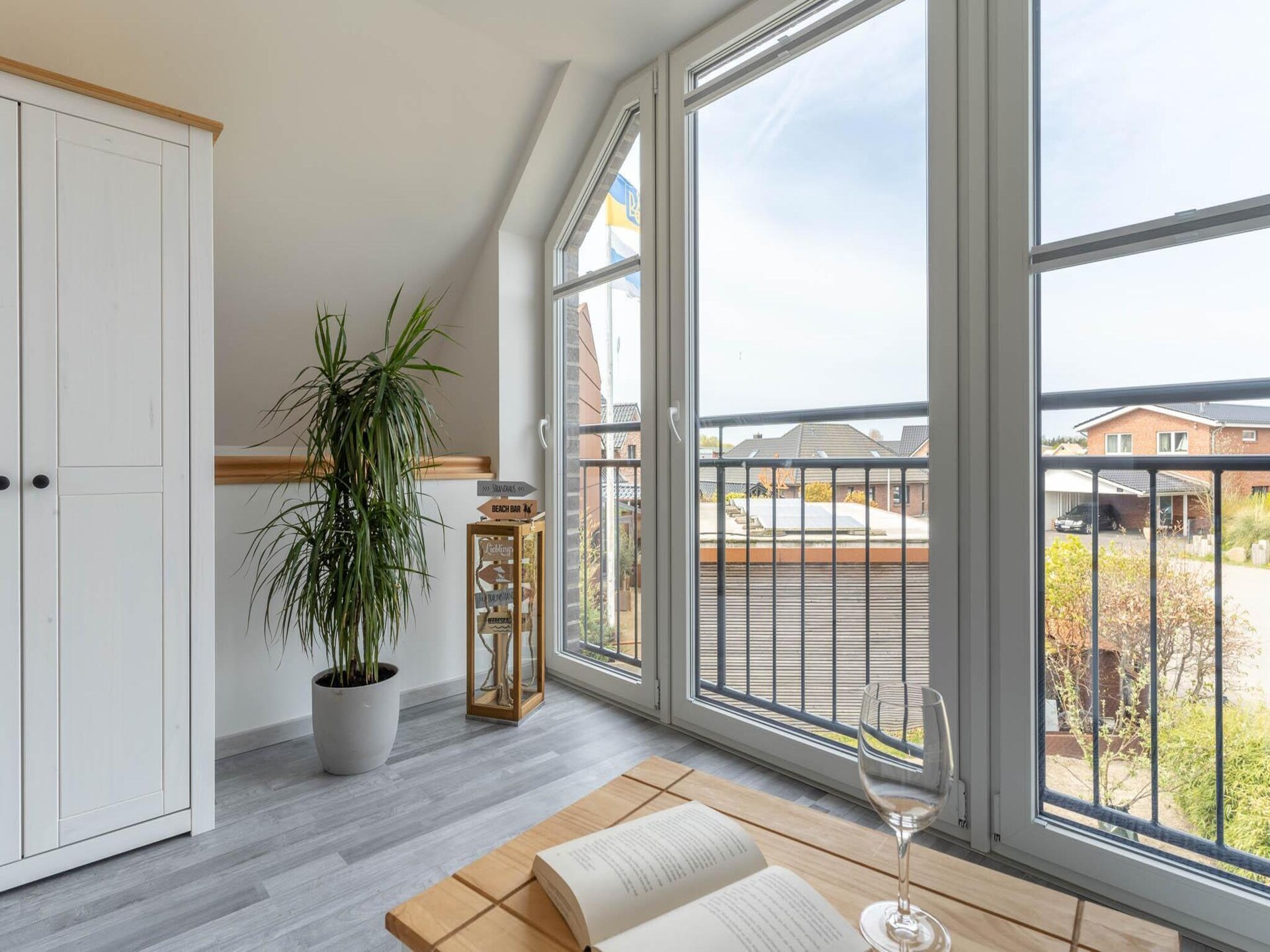 Zongericht appartement met omheinde tuin bij golf en strand - foto 17