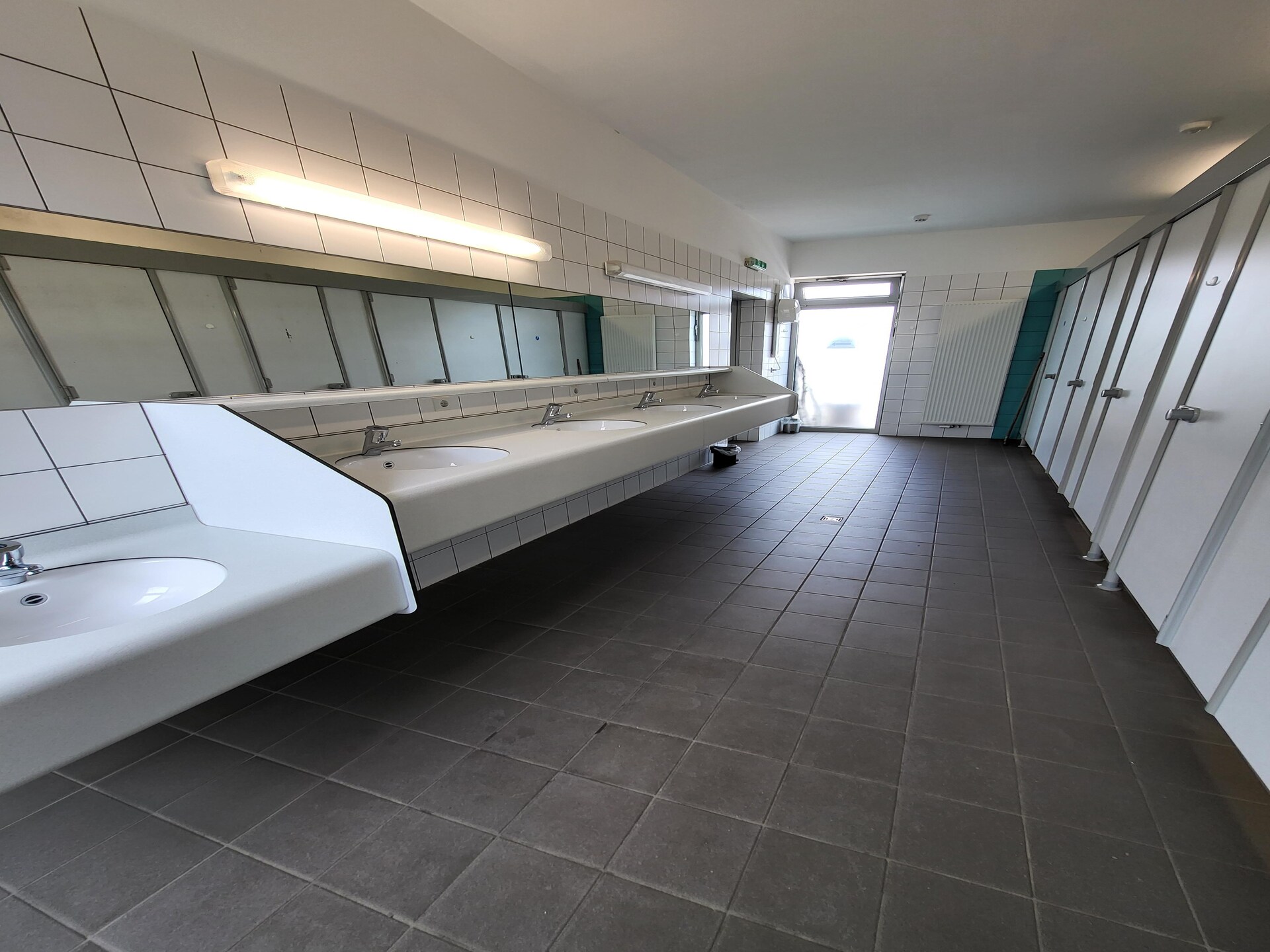 Vrijstaande tentlodge aan de Sûre in Ingeldorf voor 5 personen - foto 13