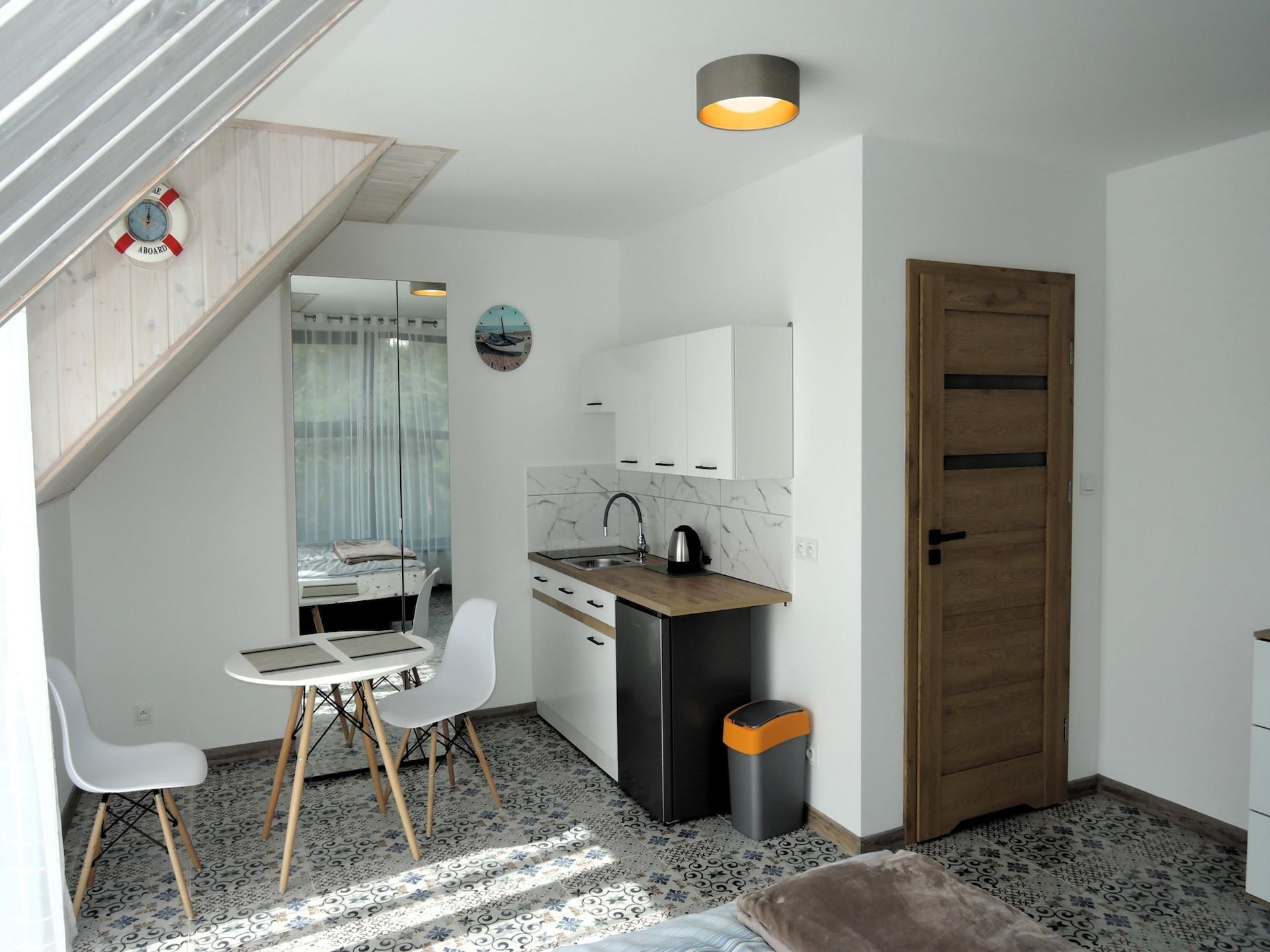 Op 500 m van het strand: Comfortabel appartement in centrum Mrzeżyno - foto 8