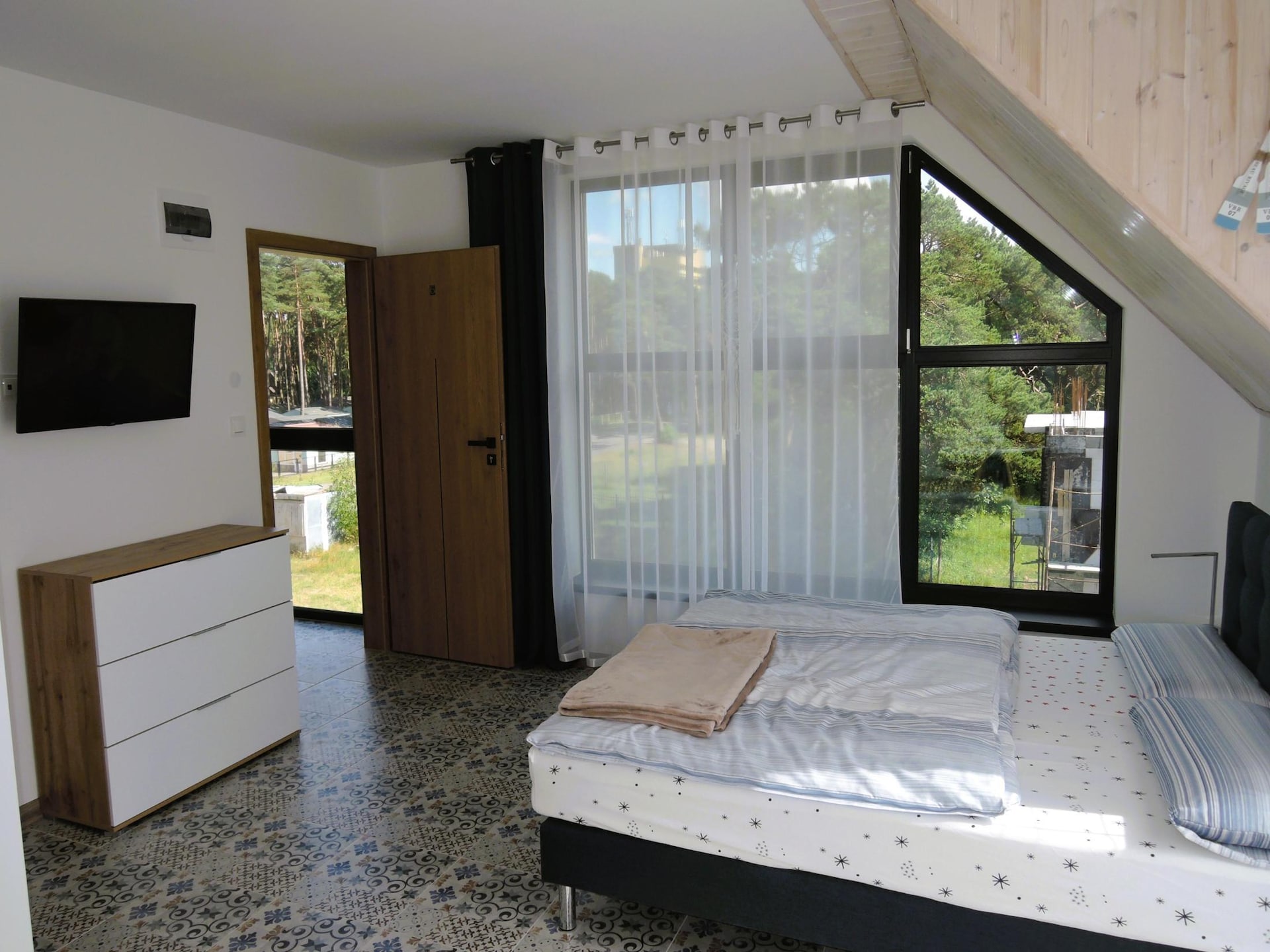 Op 500 m van het strand: Comfortabel appartement in centrum Mrzeżyno - foto 14