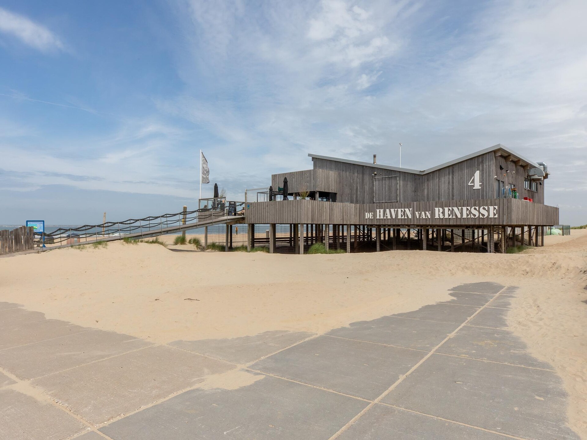 Vrijstaand vakantiehuis Horizon 14 in hartje Renesse, 1,7 km van strand - foto 33