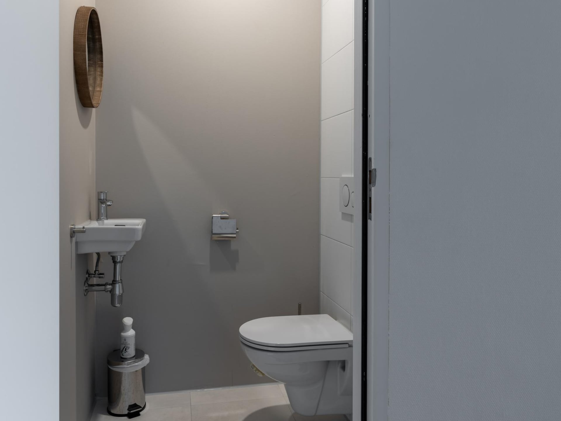 Havenzicht: Luxe vakantiehuis aan het water met privésteiger in Sneek - foto 32