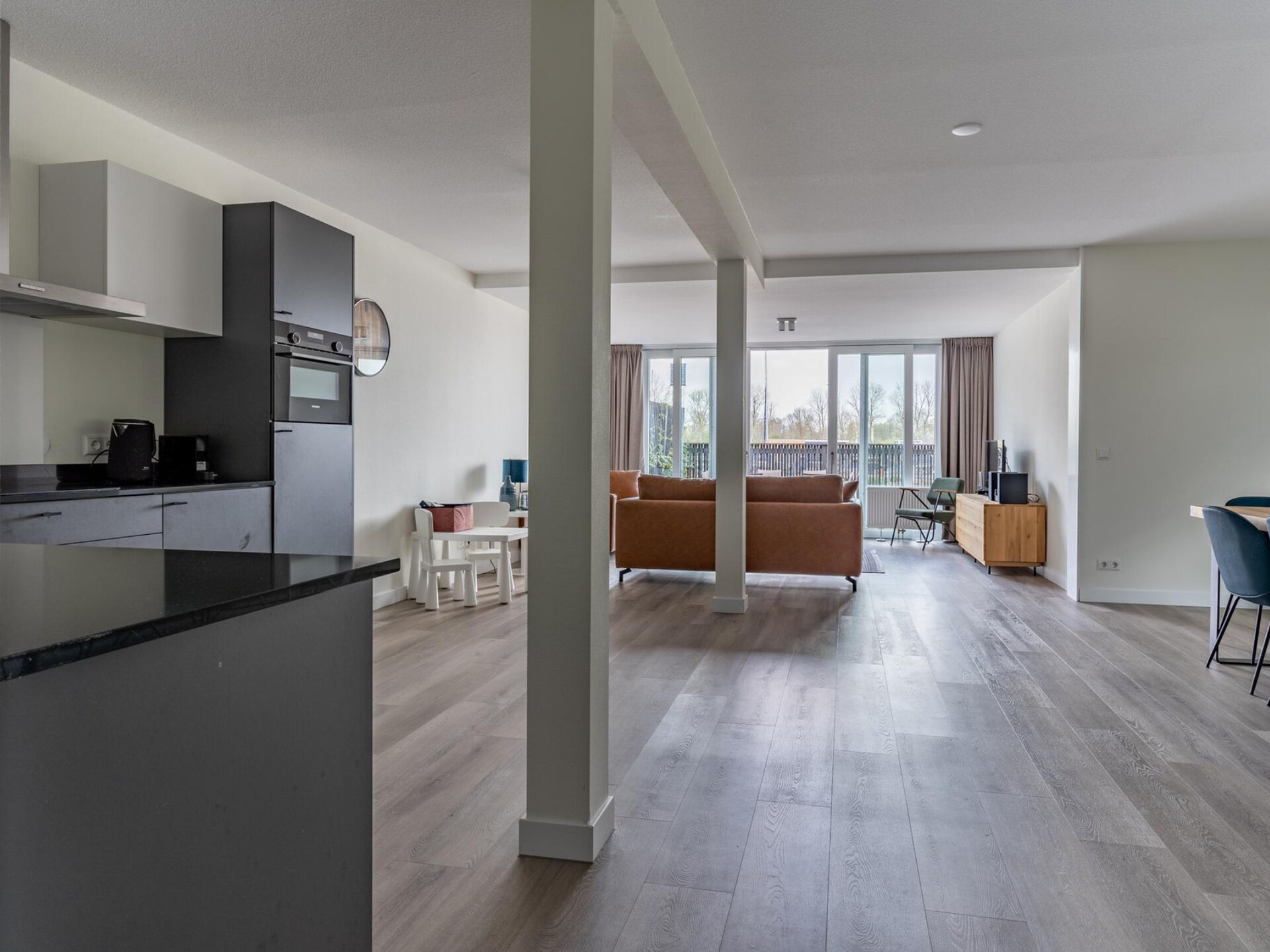 Havenzicht: Luxe vakantiehuis aan het water met privésteiger in Sneek - foto 16