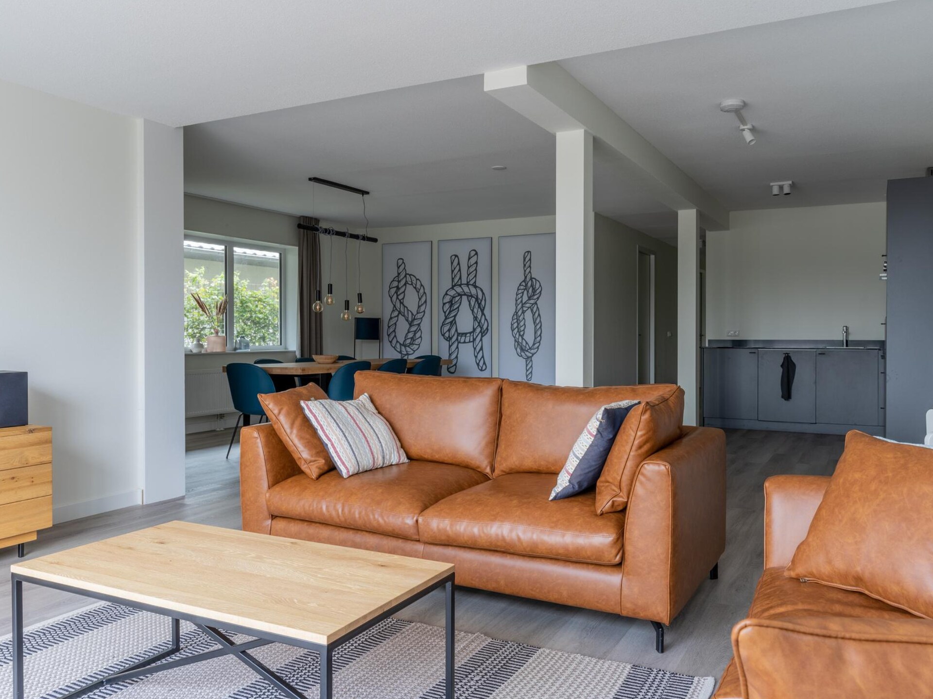 Havenzicht: Luxe vakantiehuis aan het water met privésteiger in Sneek - foto 2