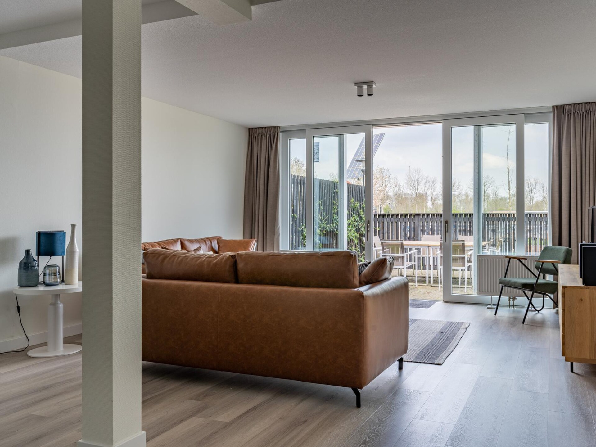 Havenzicht: Luxe vakantiehuis aan het water met privésteiger in Sneek - foto 19