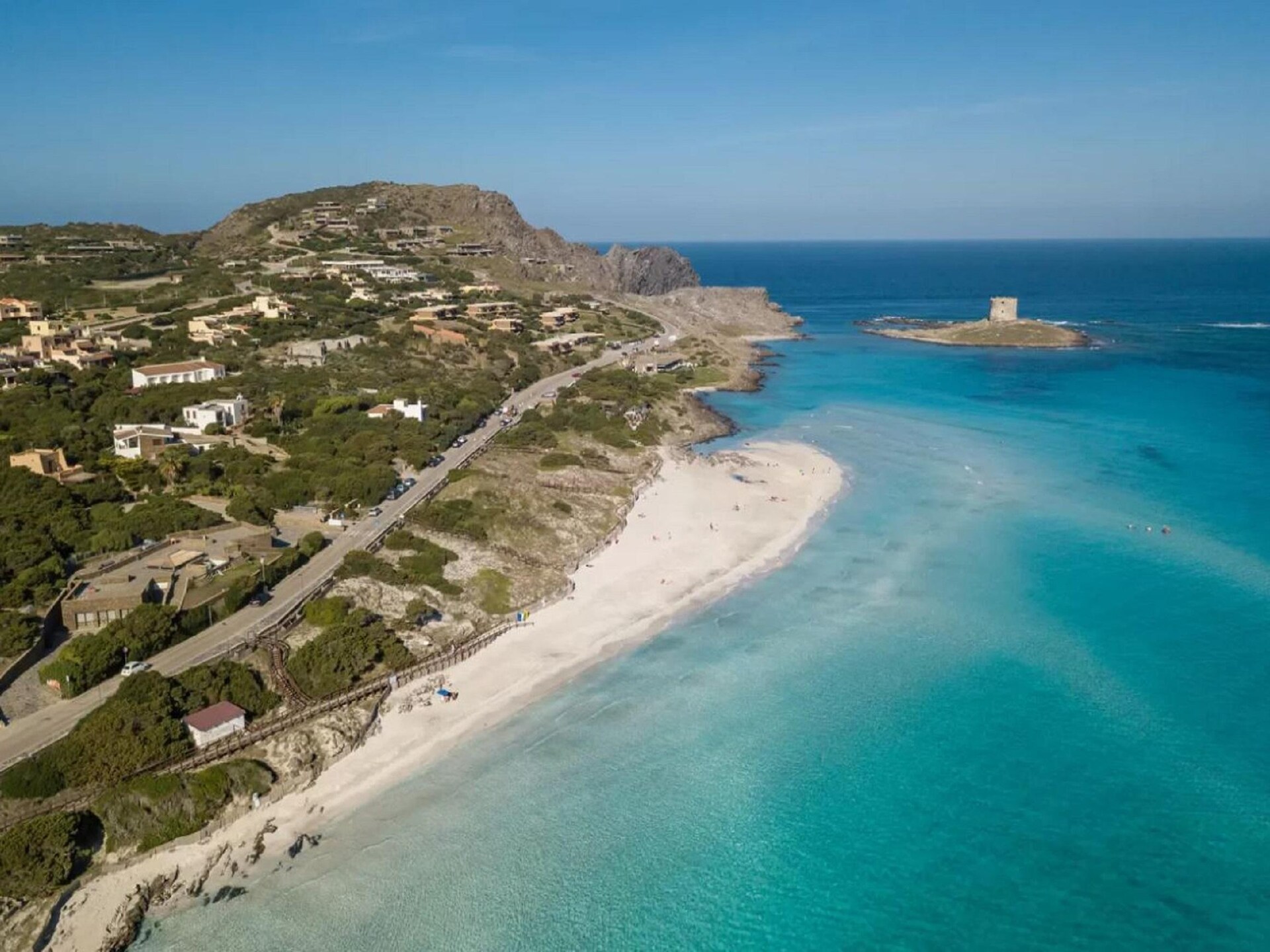 Vrijstaand huisje met tuin op 400 m van het strand van Stintino - foto 22