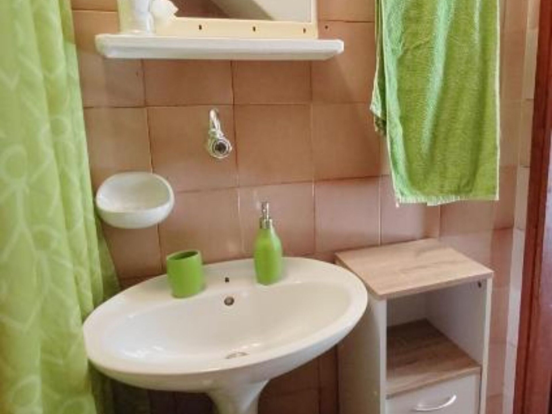 Op 500m van het strand: Rustgevend appartement op Pag - foto 10