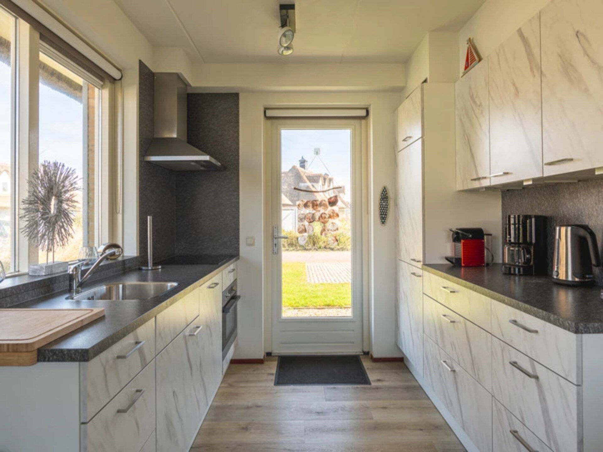 Villa met rieten dak op 500m van strand Julianadorp aan Zee - foto 5