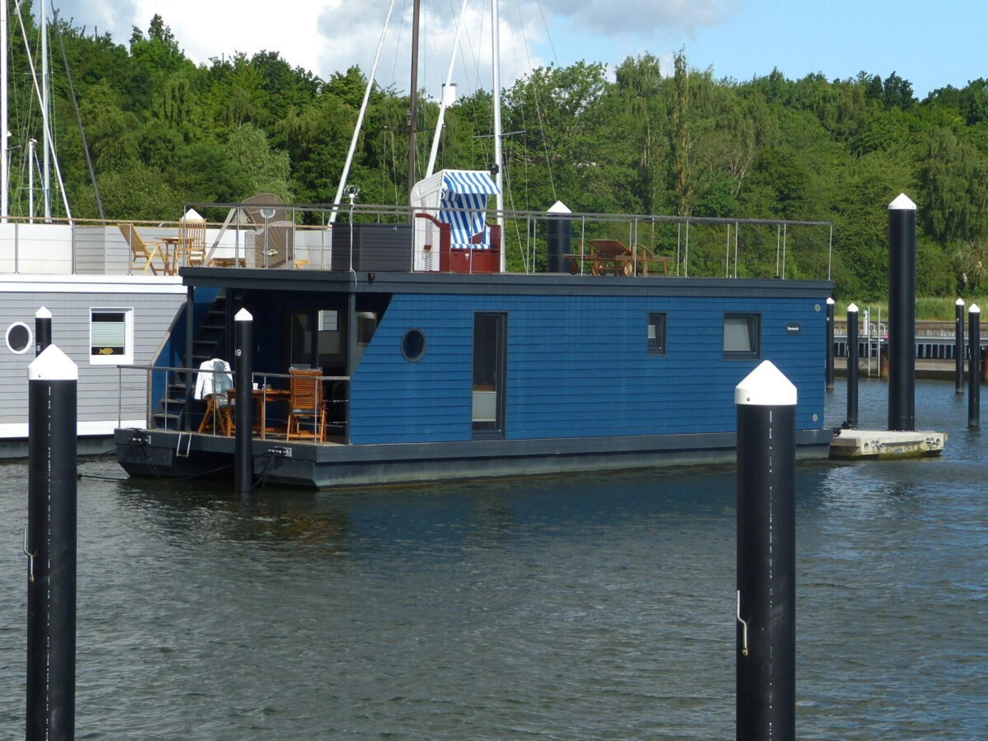 Woonboot Harmonie in Stralsund: Scandinavisch design op het water - foto 2