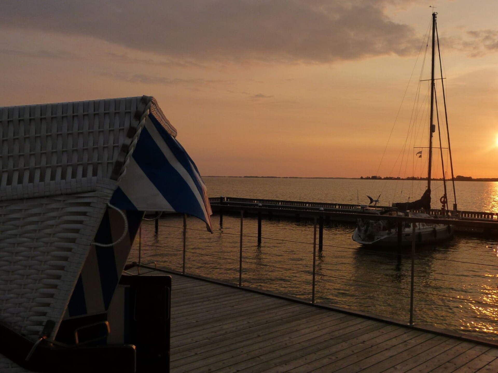 Woonboot Harmonie in Stralsund: Scandinavisch design op het water - foto 15