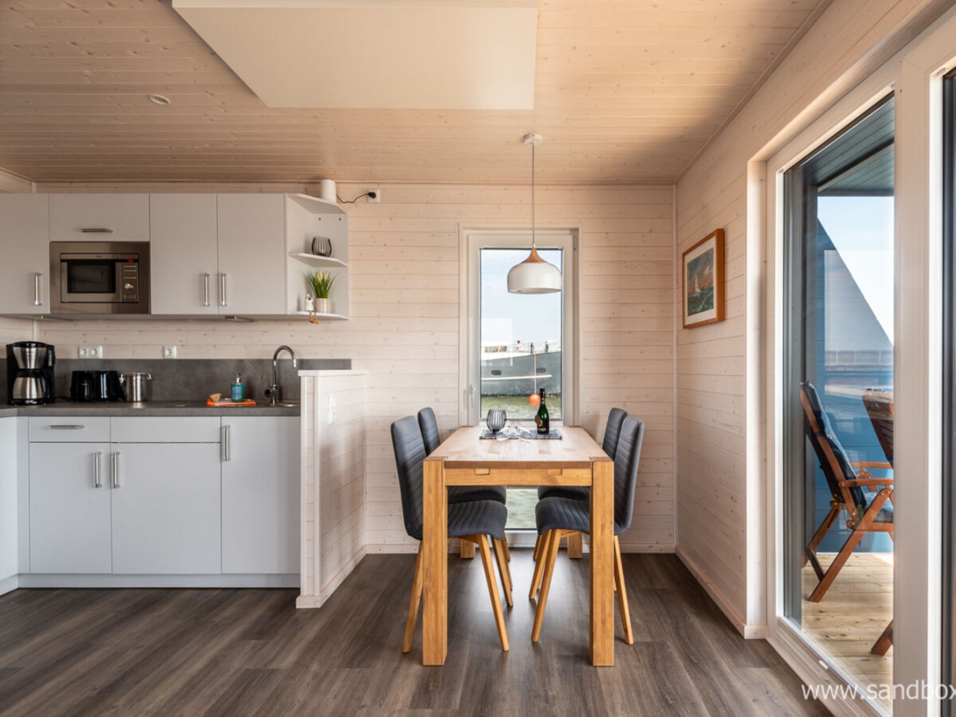 Woonboot Harmonie in Stralsund: Scandinavisch design op het water - foto 7