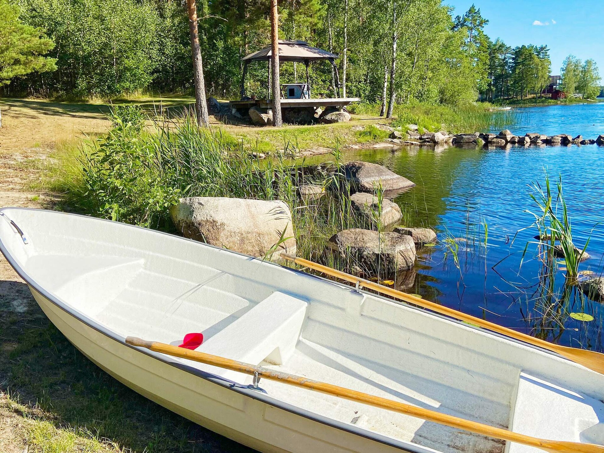 4-persoons vakantiehuis aan het meer in Rockneby - foto 6