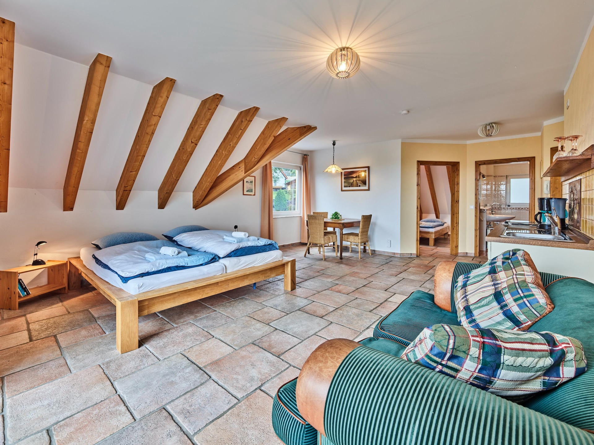 10-persoons vakantiehuis met privézwembad in Hellenthal - foto 24