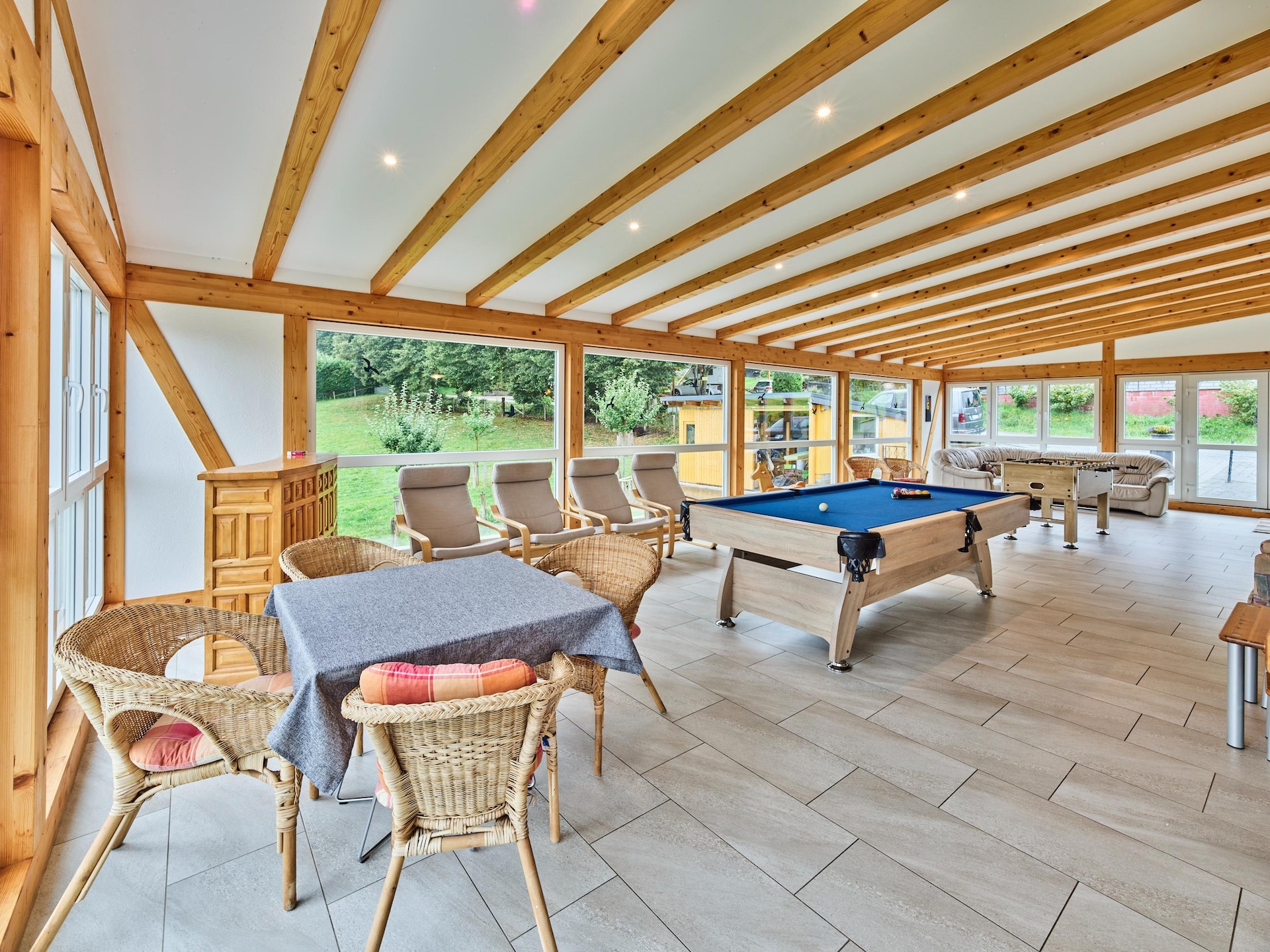 10-persoons vakantiehuis met privézwembad in Hellenthal - foto 29