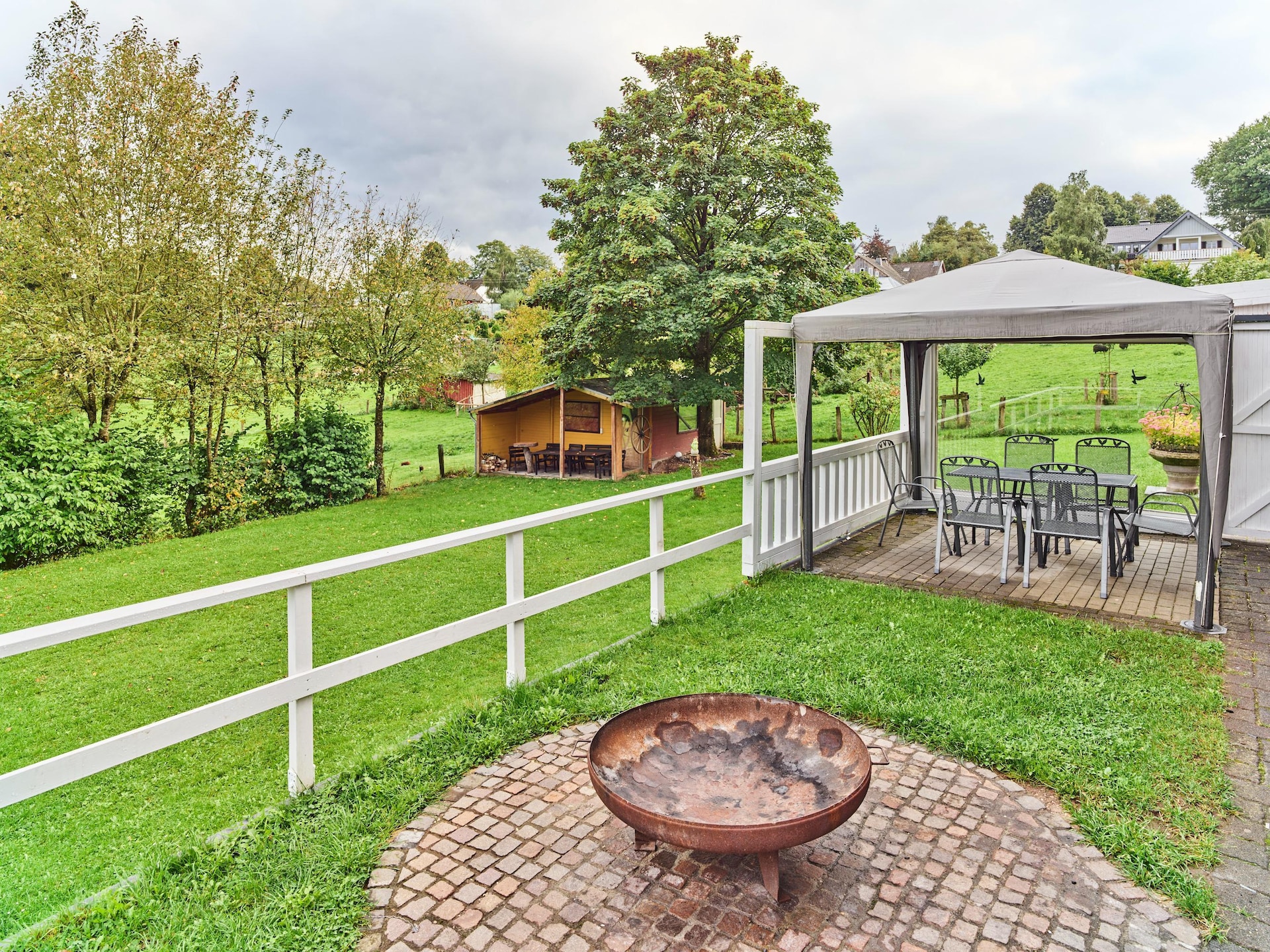 10-persoons vakantiehuis met privézwembad in Hellenthal - foto 34