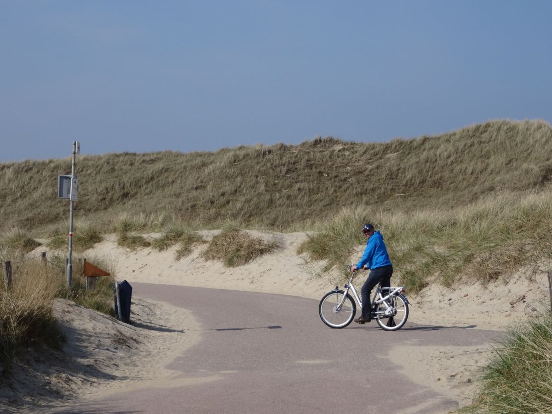 Vrijstaand luxe strandhuis met sauna en open haard in Julianadorp - foto 18