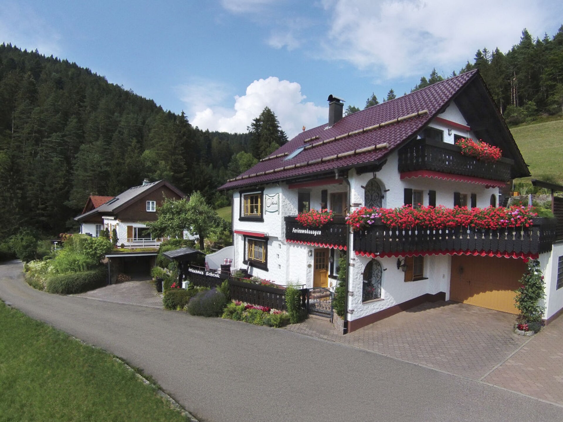 Zonnig vakantiehuis direct aan het bos in Baiersbronn-Mitteltal - foto 1