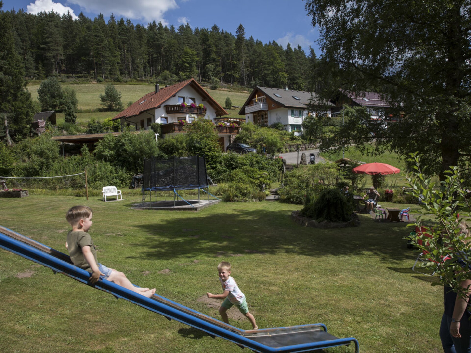 Zonnig vakantiehuis direct aan het bos in Baiersbronn-Mitteltal - foto 11