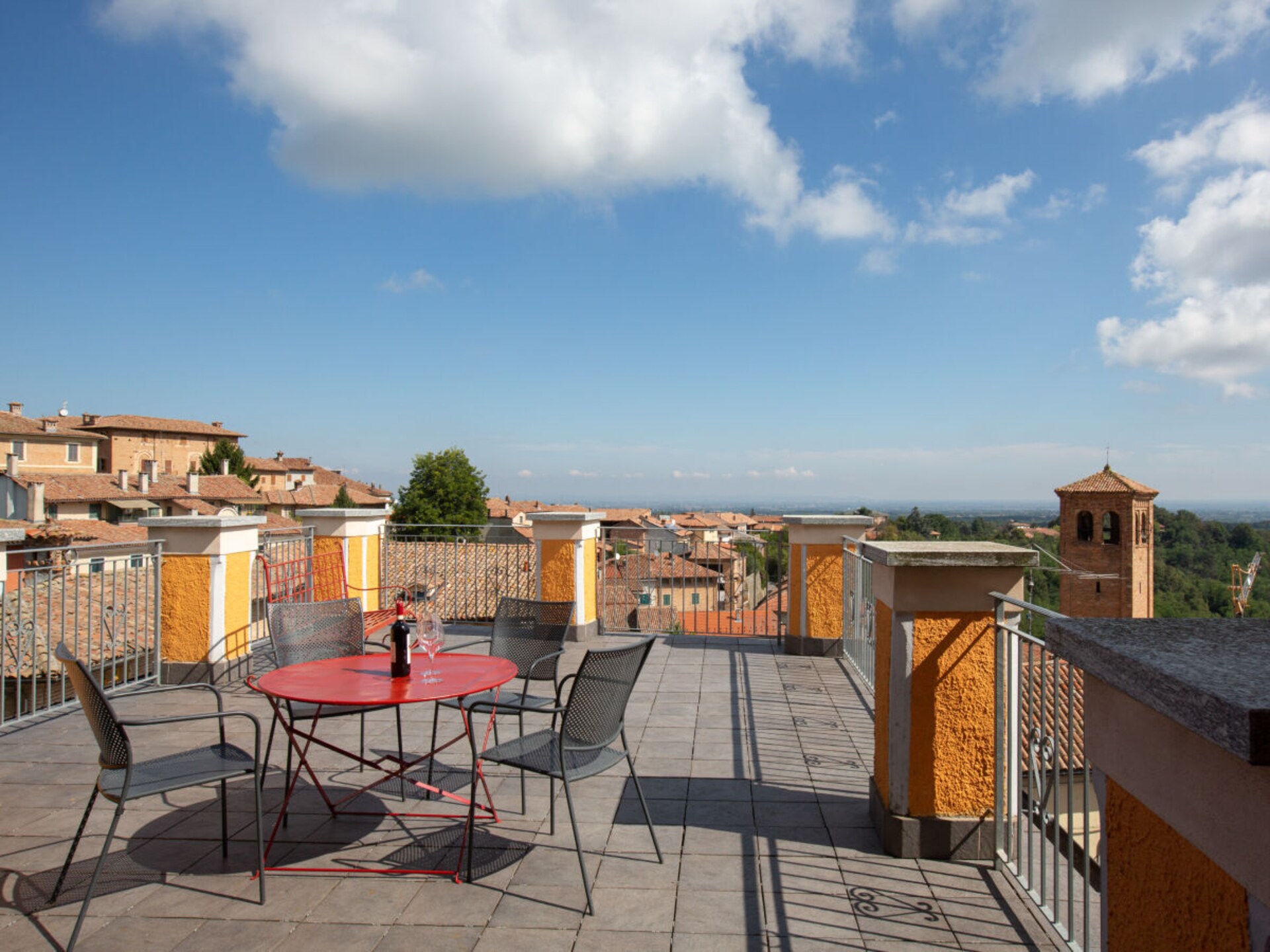 Villa Pesce: Romantisch verblijf met panoramisch uitzicht in Mombaruzzo - foto 6