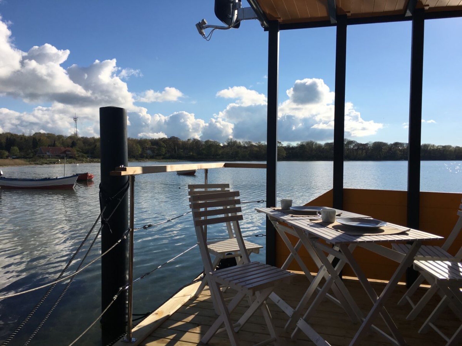 Verwarmde woonboot aan het Oostzeestrand in Heiligenhafen voor 5 personen - foto 13