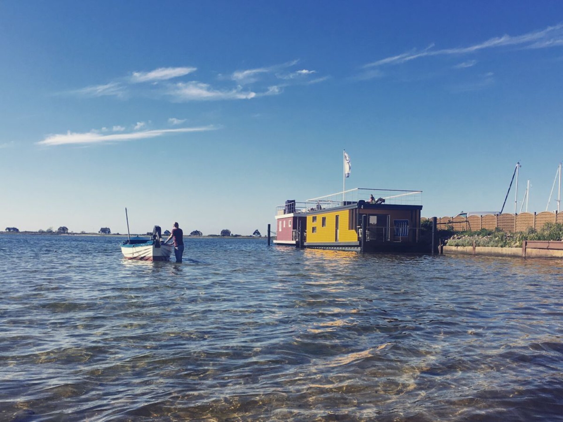 Verwarmde woonboot aan het Oostzeestrand in Heiligenhafen voor 5 personen - foto 15