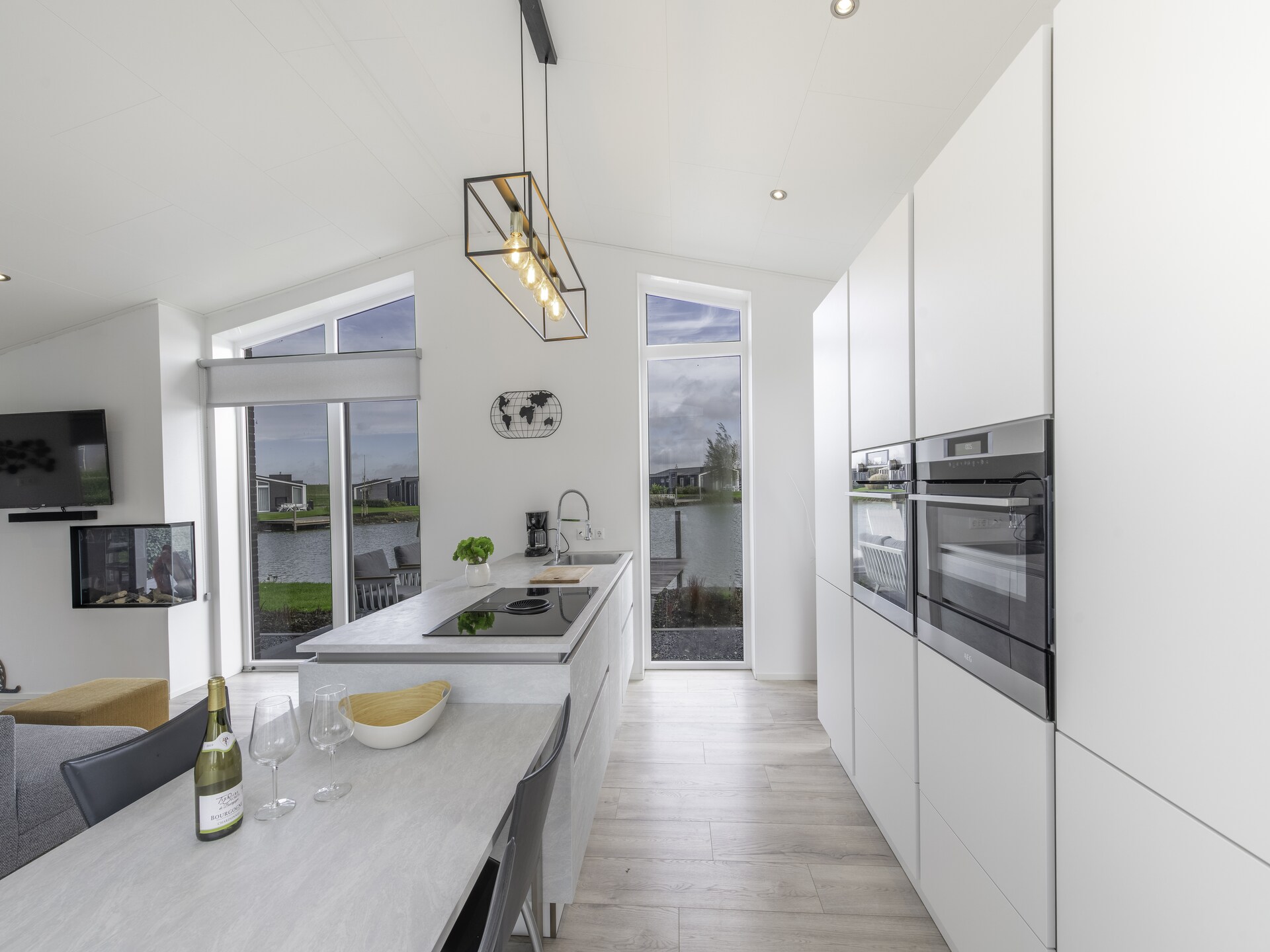 Luxe vakantiehuis aan het water met sauna in Wemeldinge, Zeeland - foto 13
