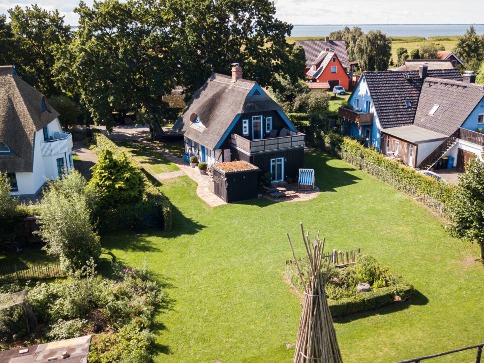 Ecologisch vakantiehuis Born met sauna, dakterras en eigen kippen voor 8 personen - foto 2
