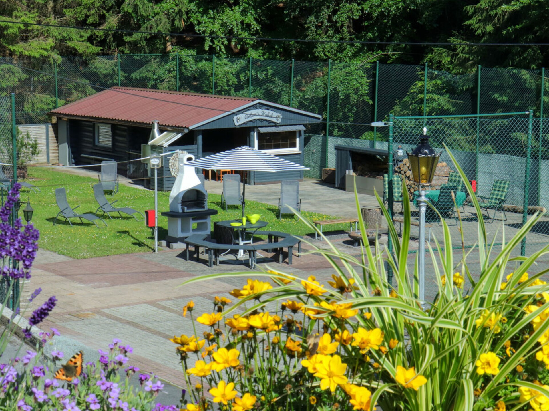 Ruim vrijstaand vakantiehuis met sauna en grote tuin bij Willingen - foto 24