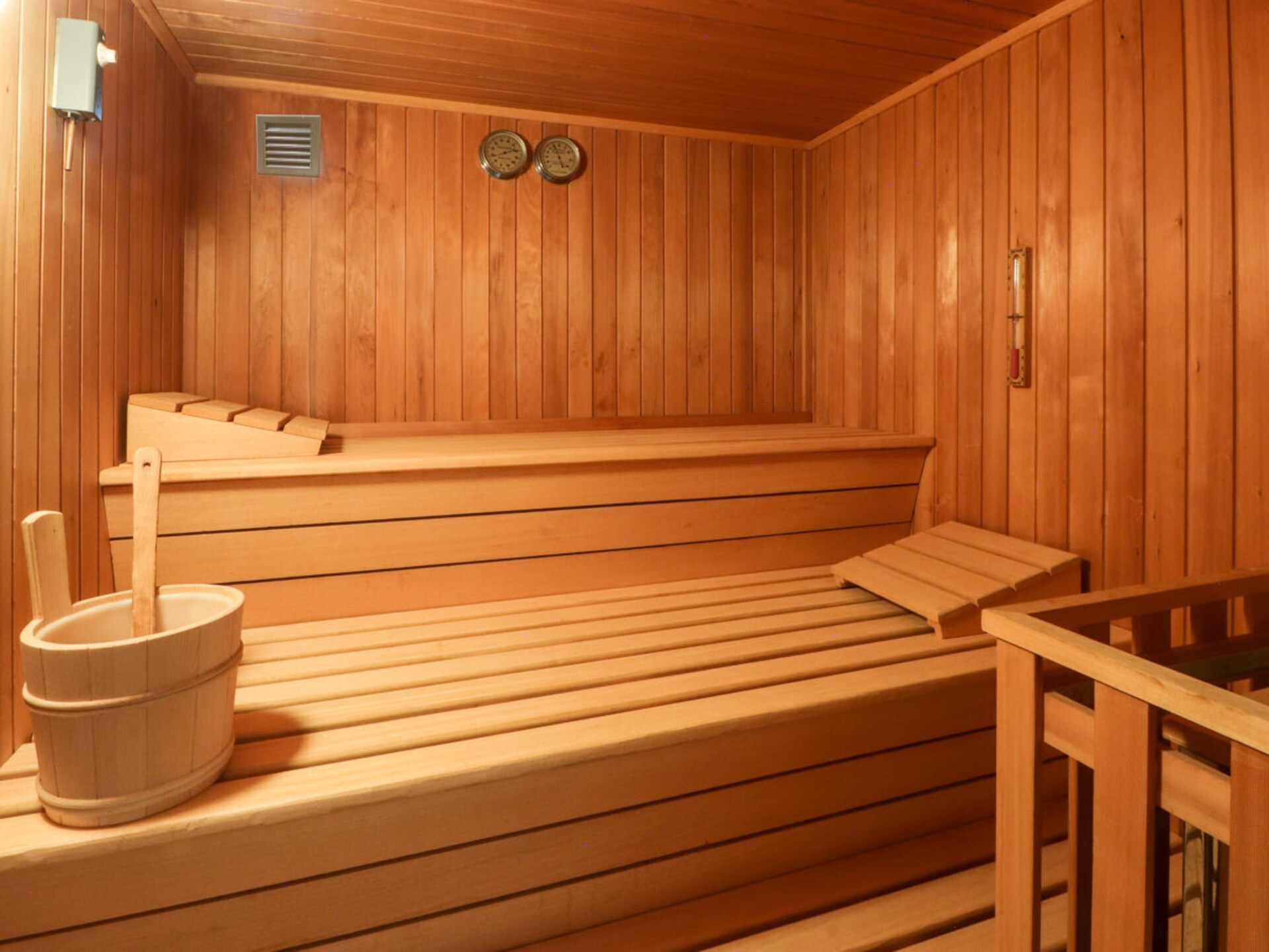 Ruim vrijstaand vakantiehuis met sauna en grote tuin bij Willingen - foto 25
